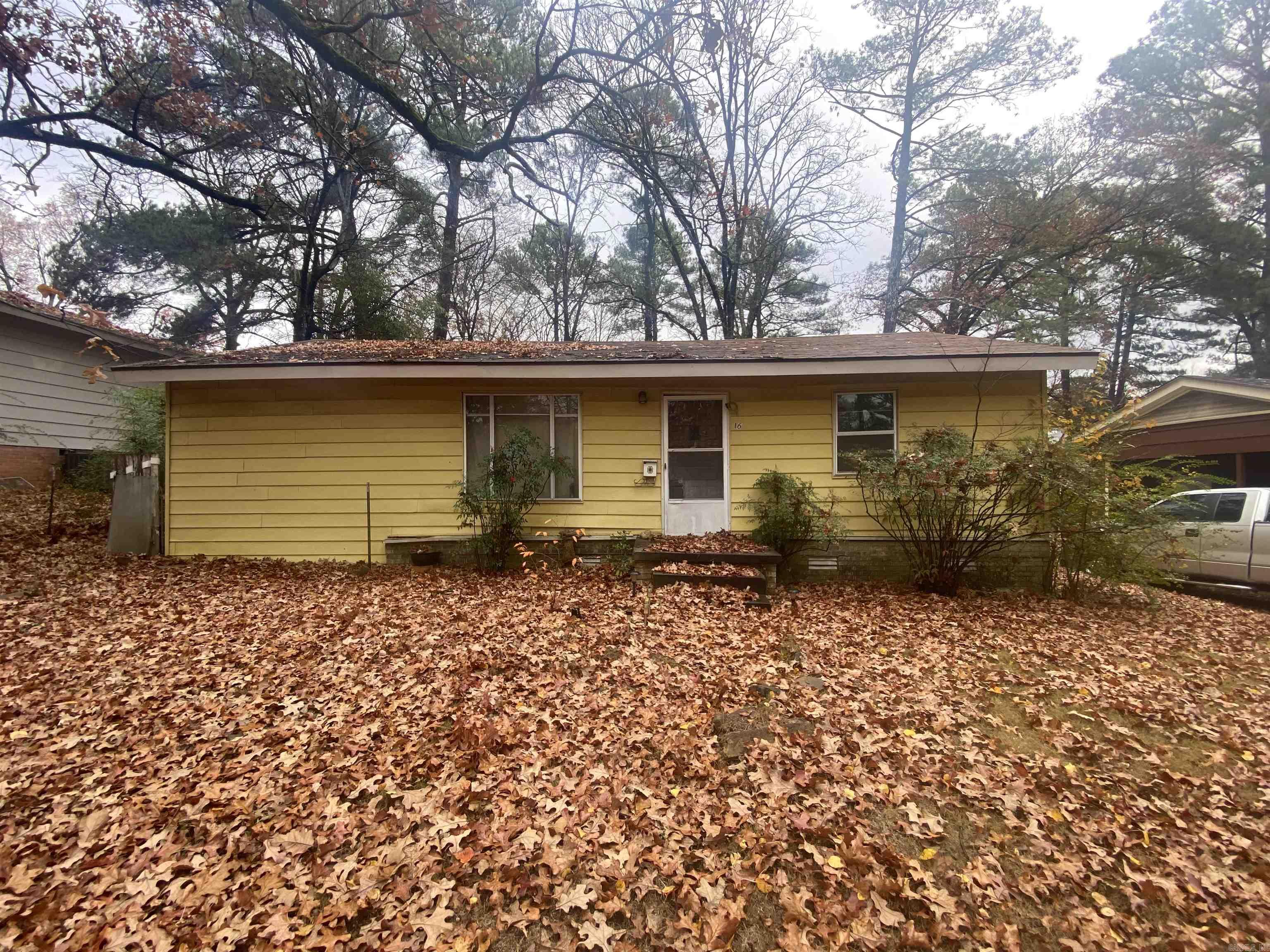 WAKEFIELD VILLAGE - Residential