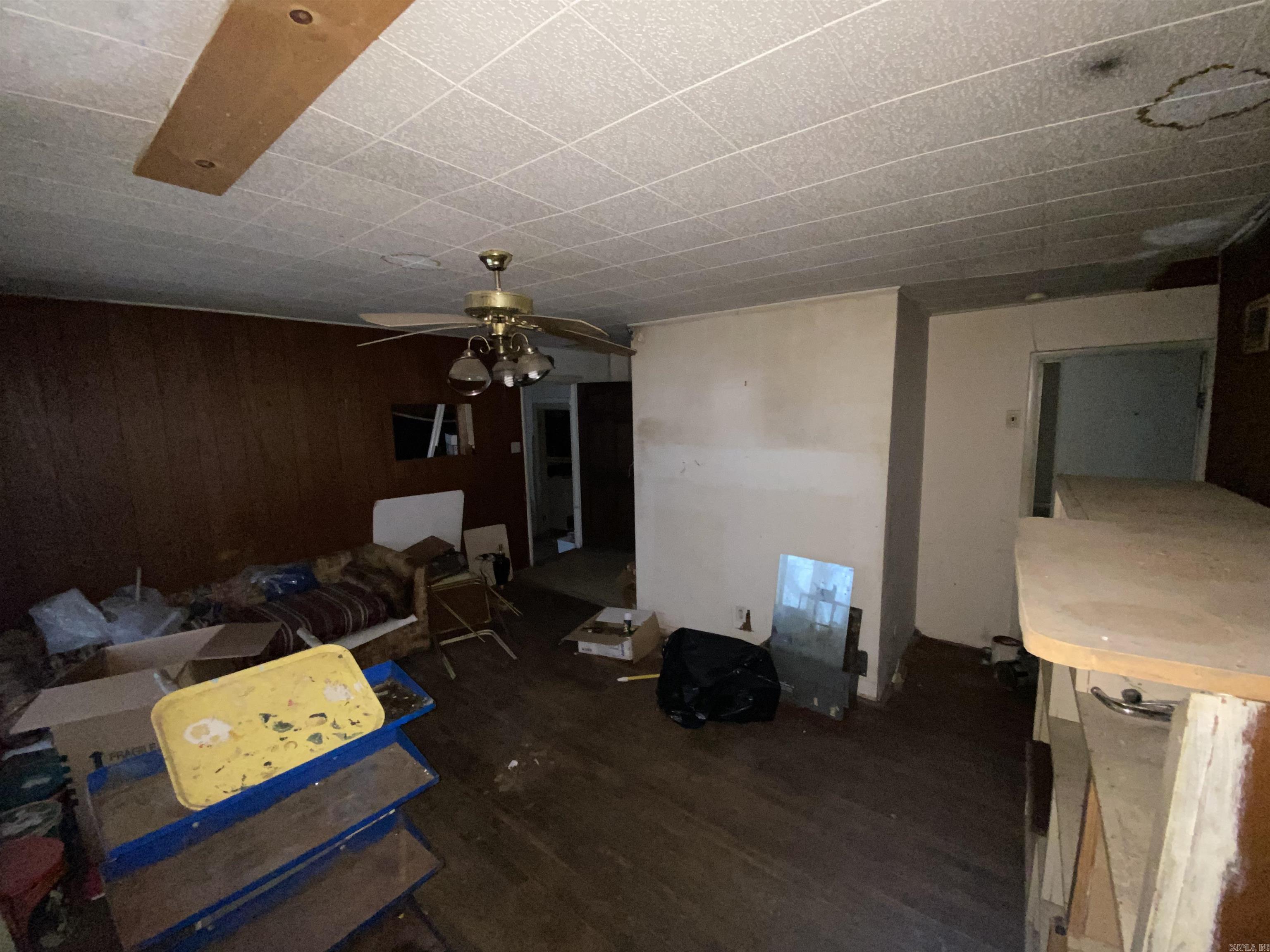 WAKEFIELD VILLAGE - Residential