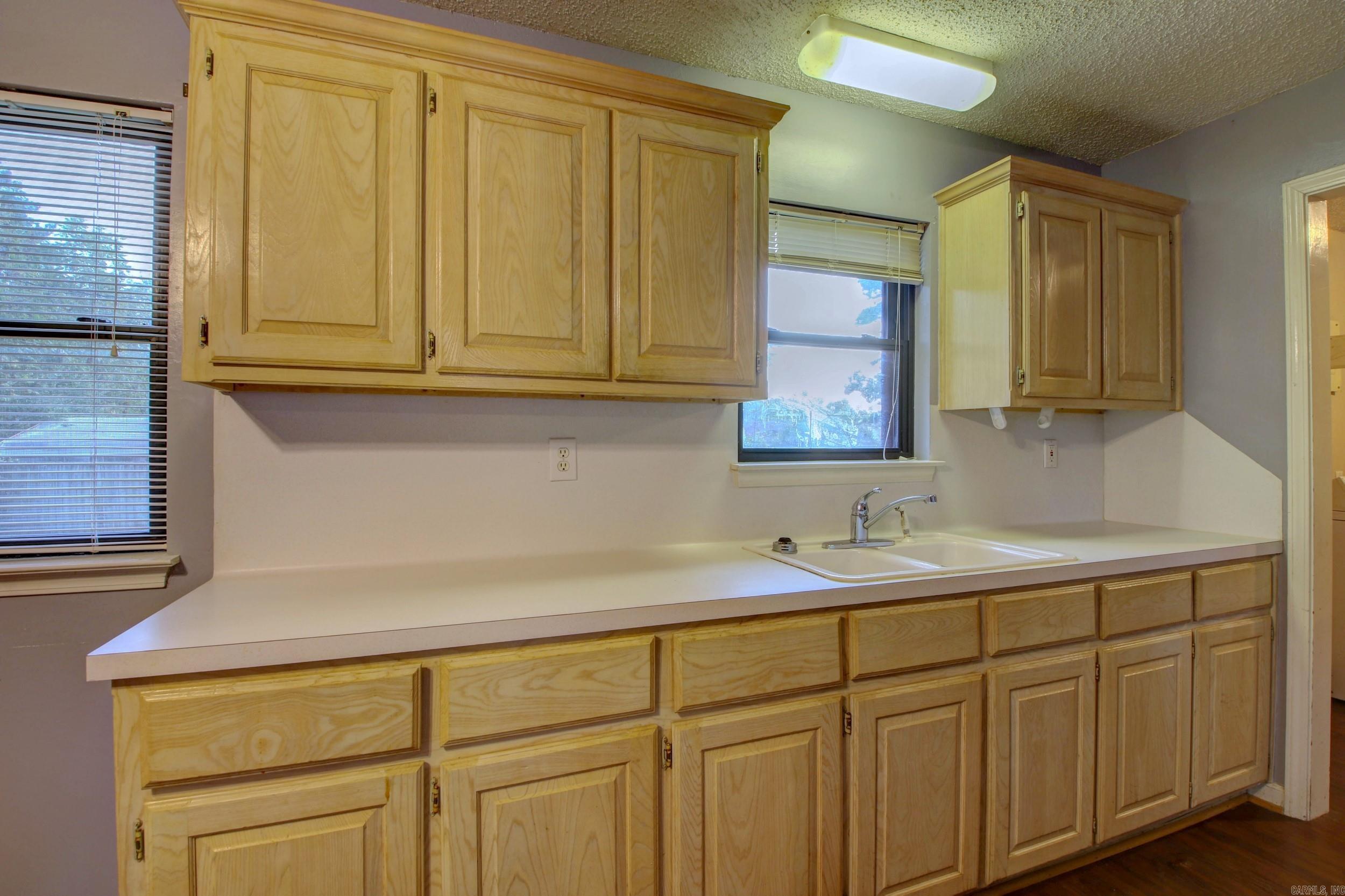 COUNTRY CLUB TO JACK - Residential