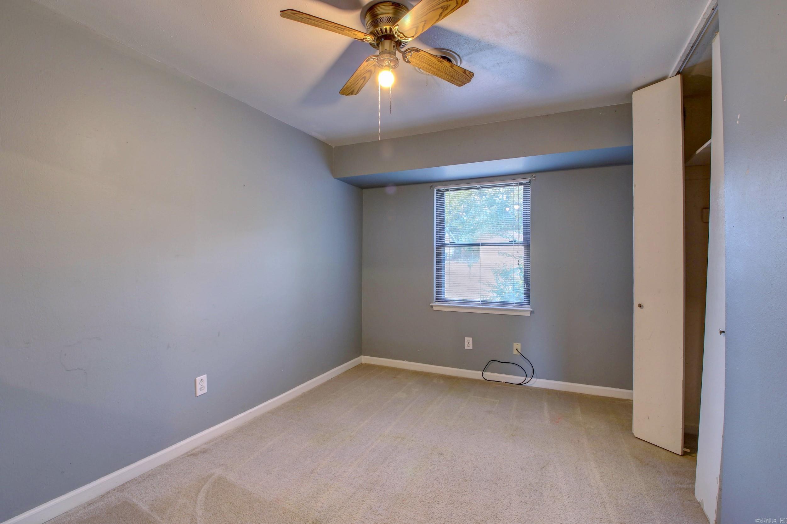 COUNTRY CLUB TO JACK - Residential