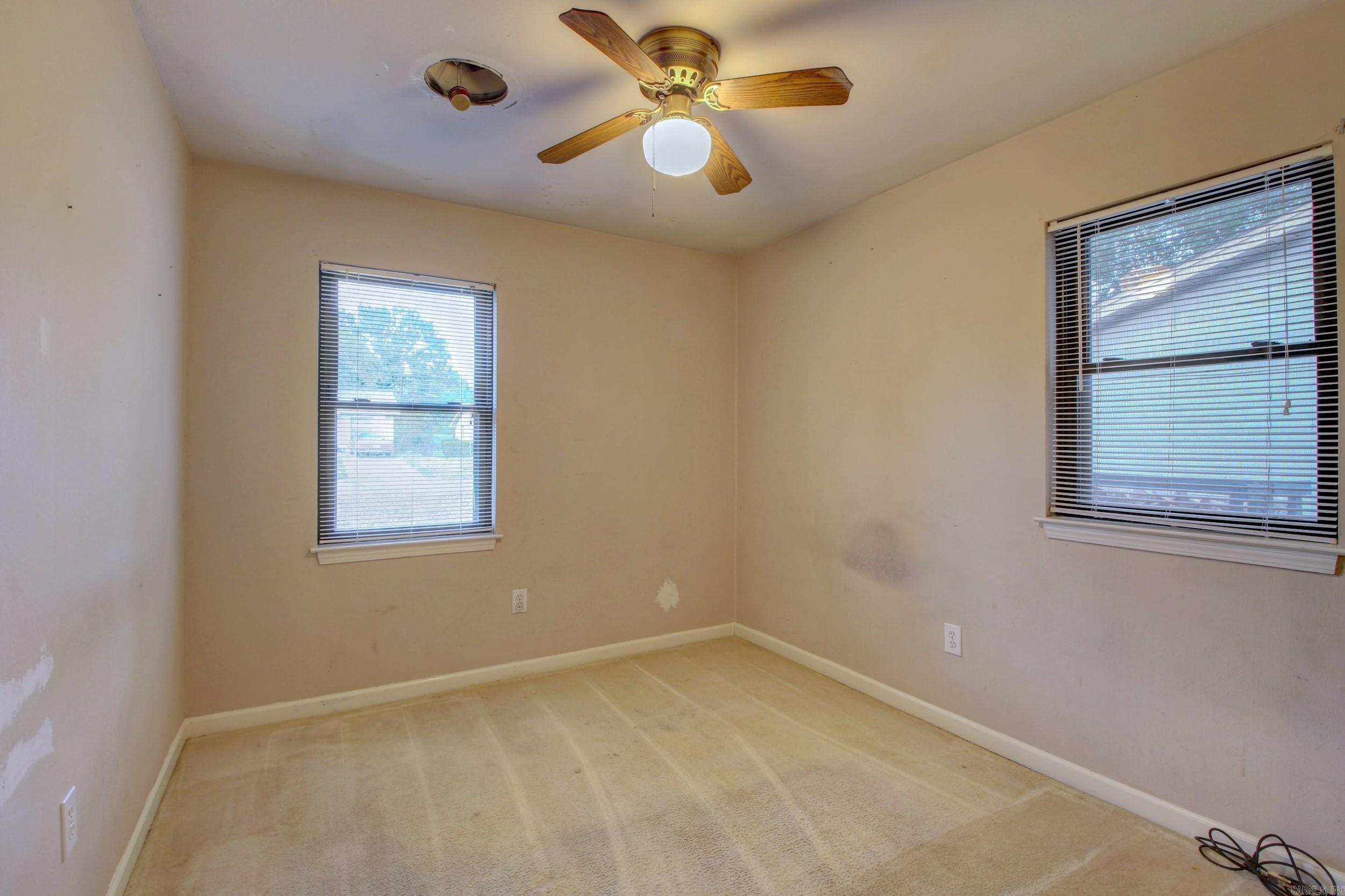 COUNTRY CLUB TO JACK - Residential