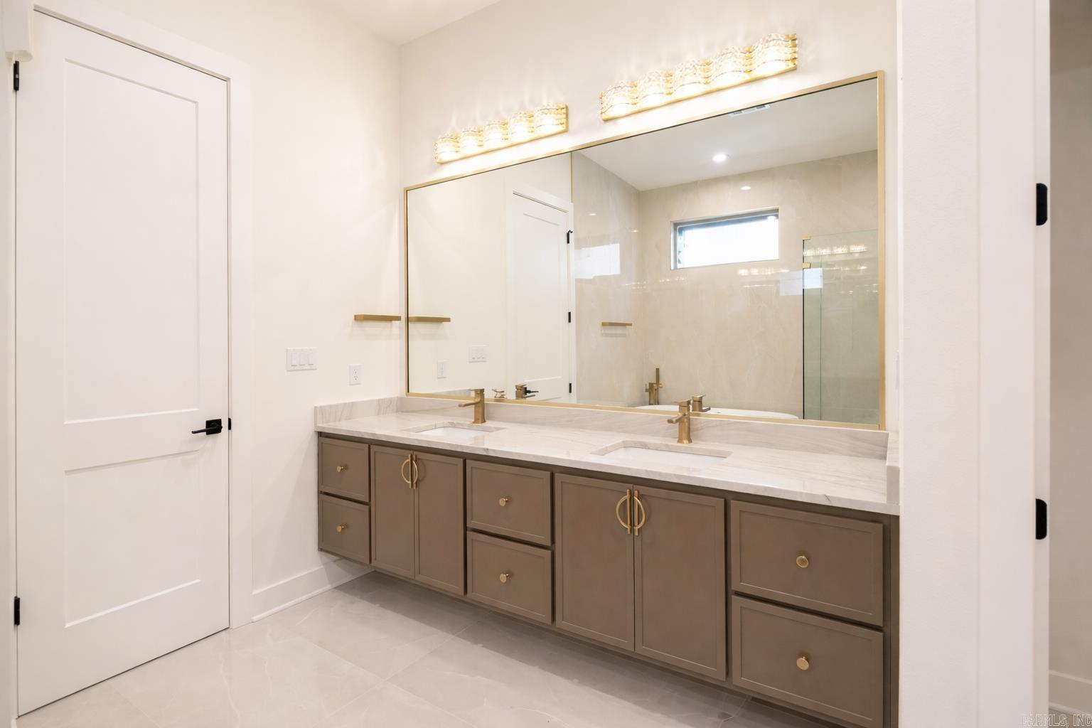 FLETCHER VALLEY "KINLEY RIDGE" - Residential