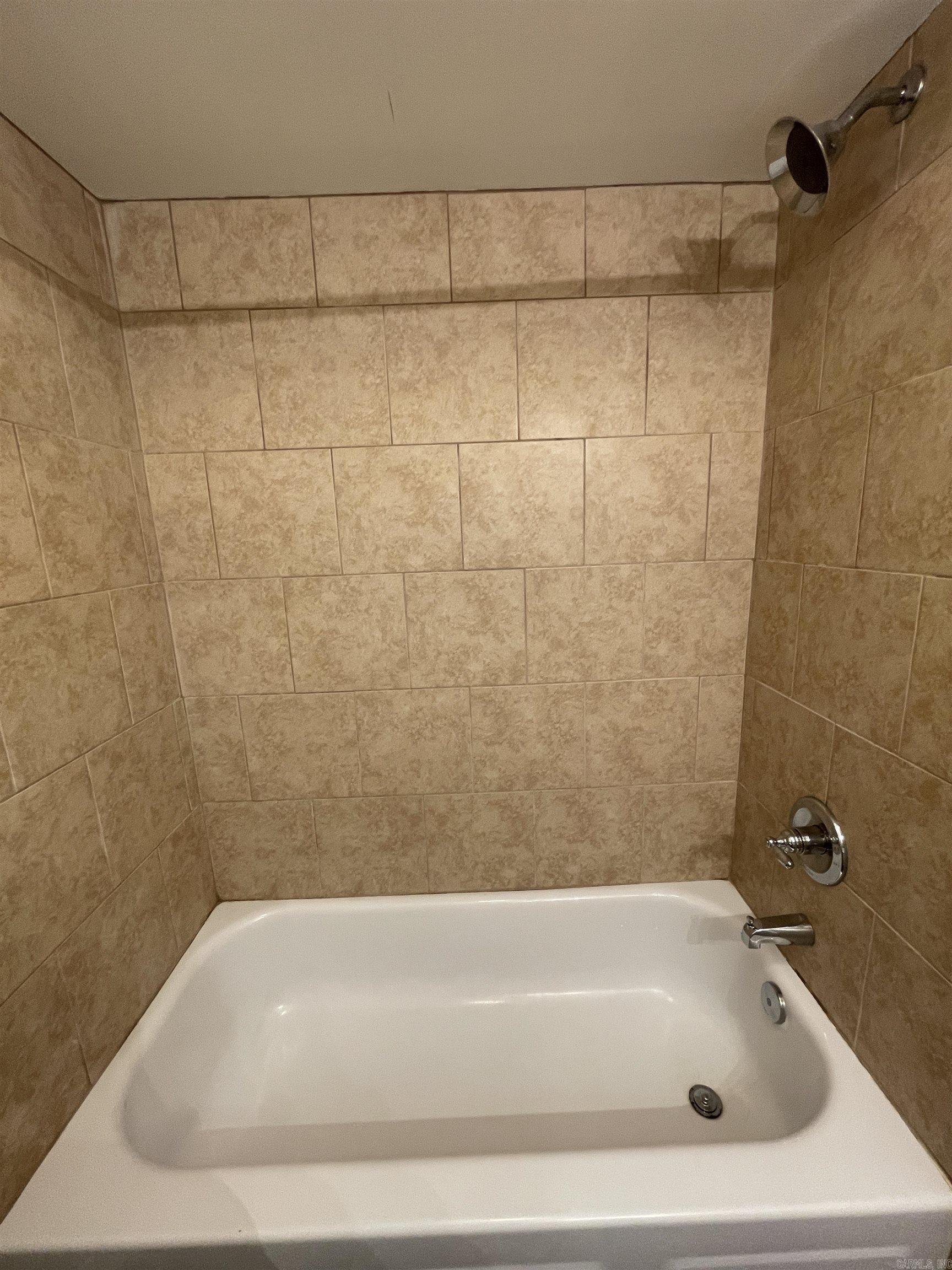 Twin Lakes - Residential