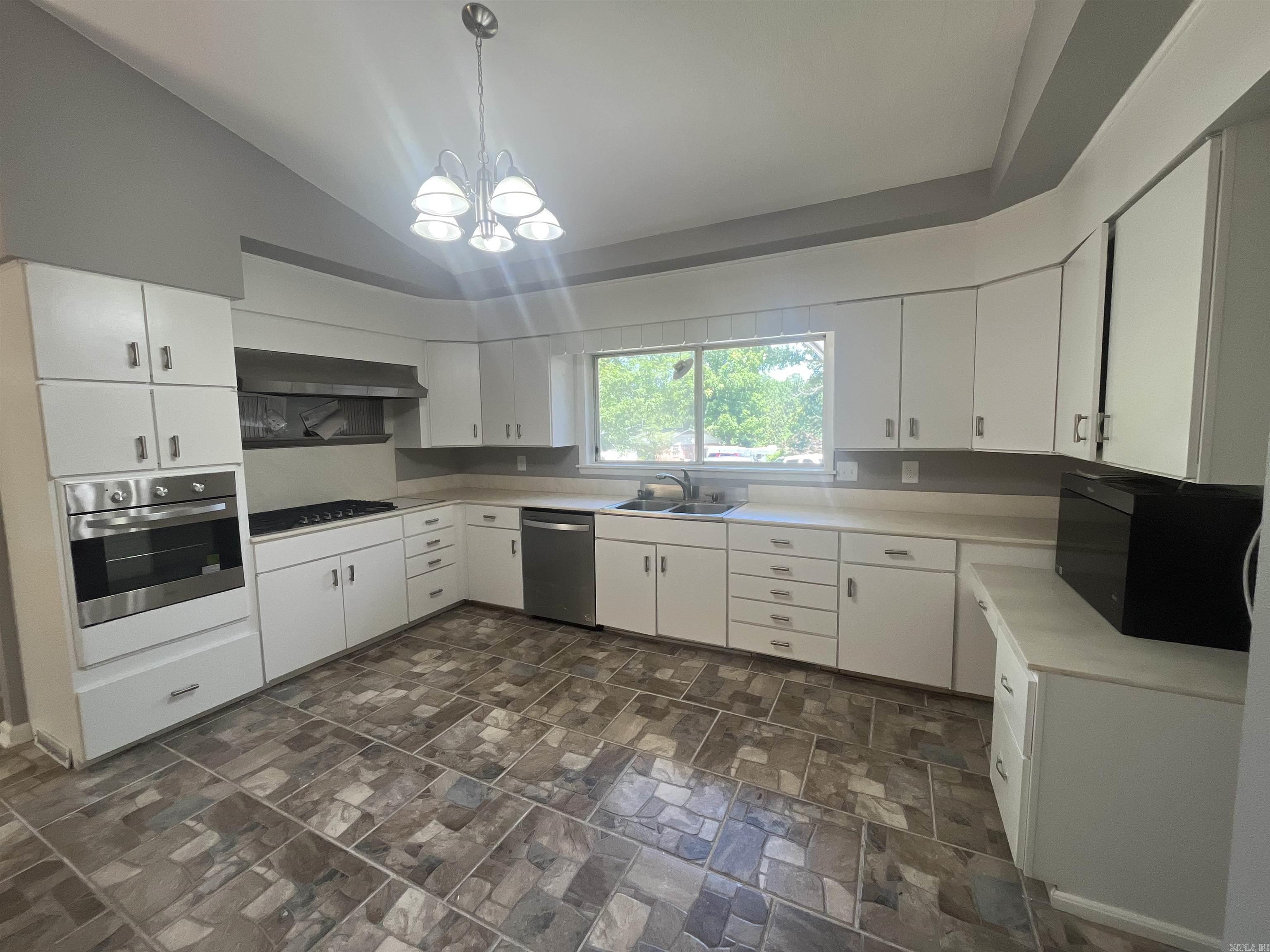 ALLENWOOD - Residential