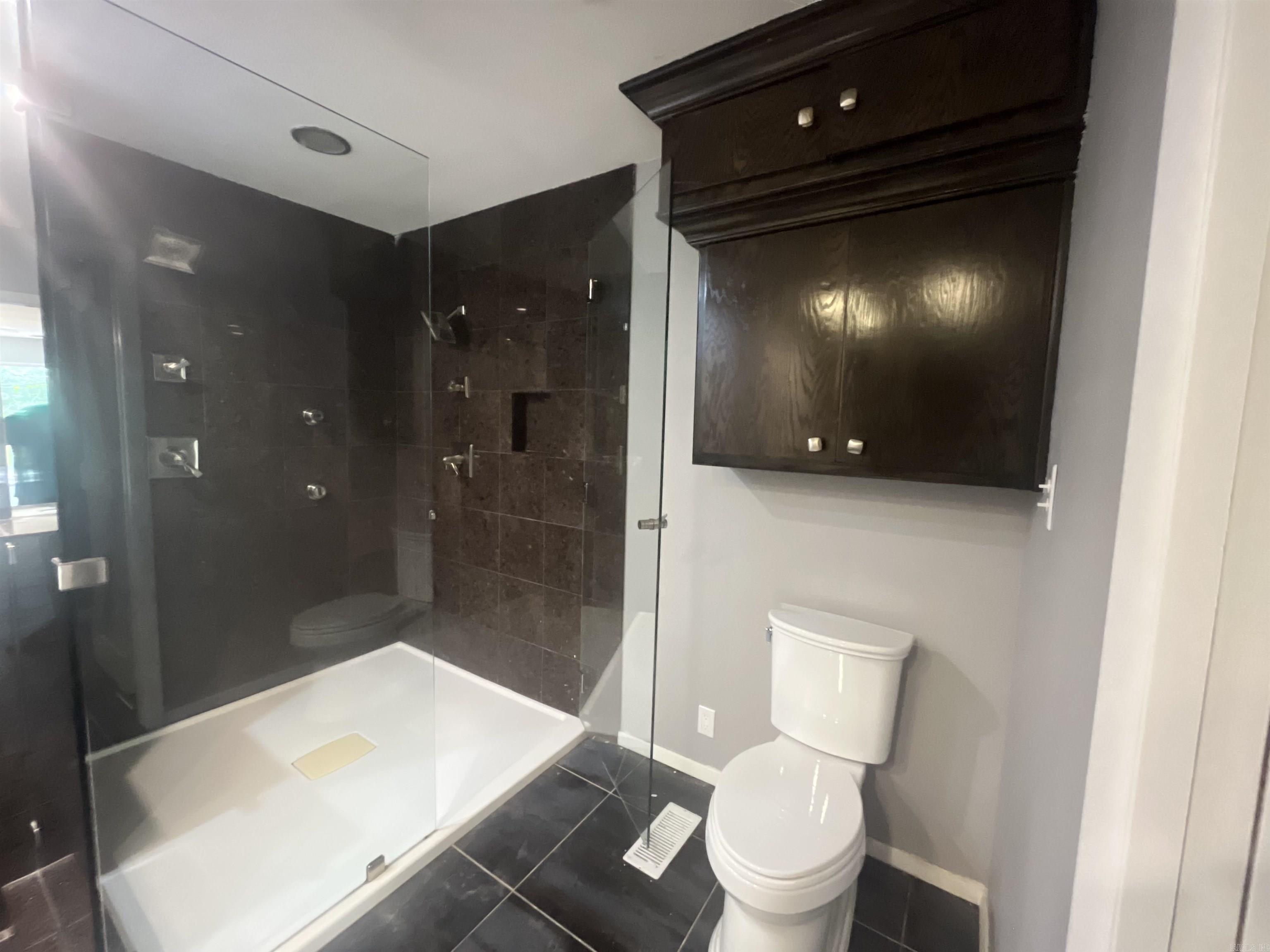 ALLENWOOD - Residential