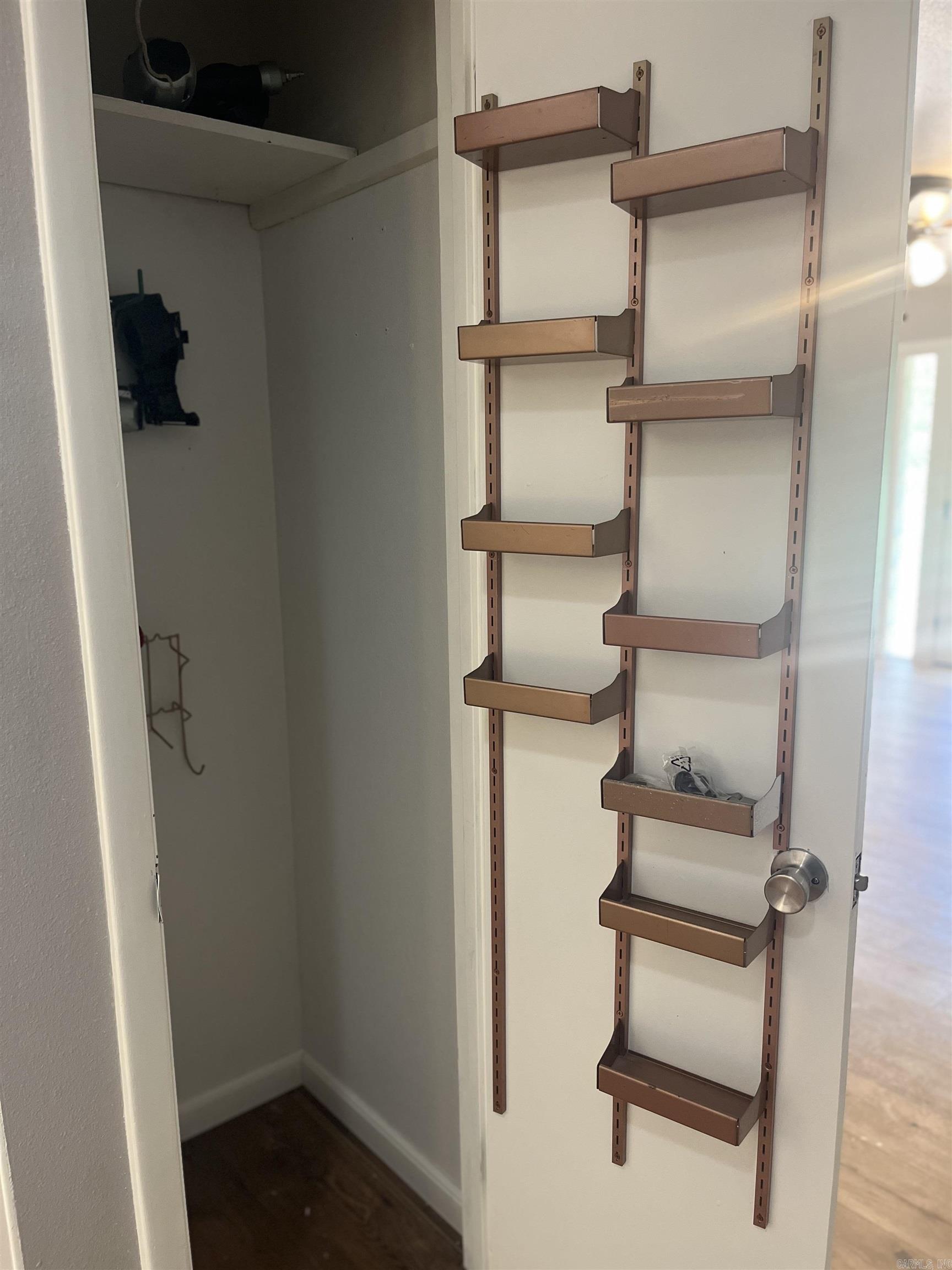 ALLENWOOD - Residential