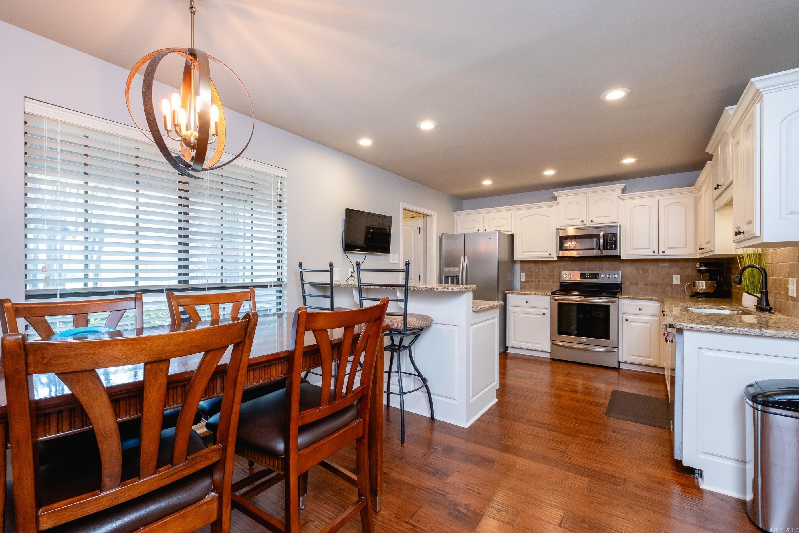 PLEASANT VIEW - Residential