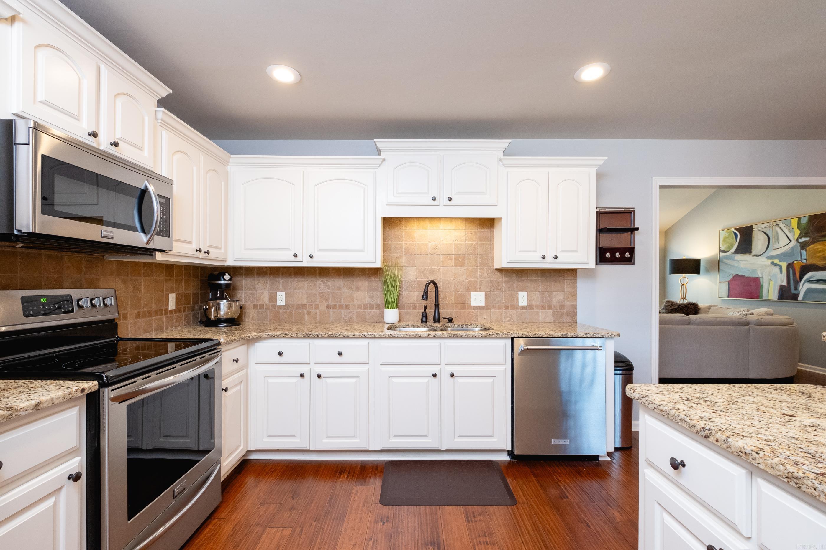 PLEASANT VIEW - Residential