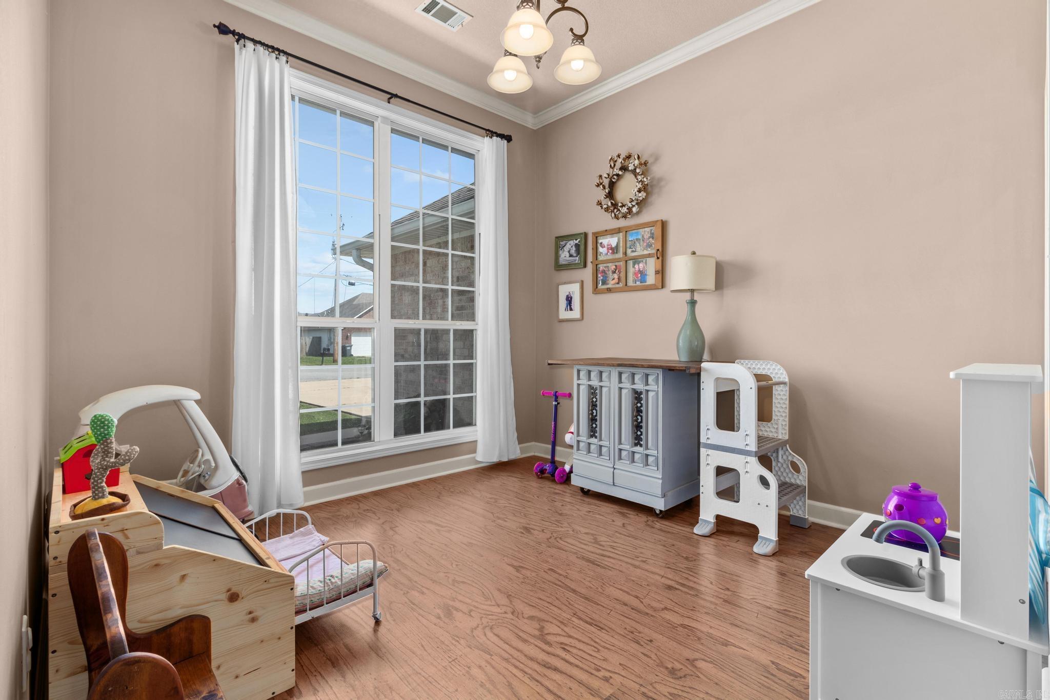 Len-Ford Village - Residential