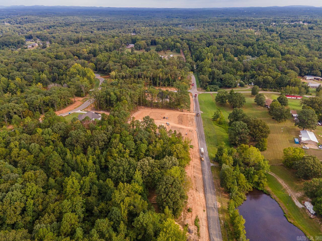 WHITE OAK MANOR - Land