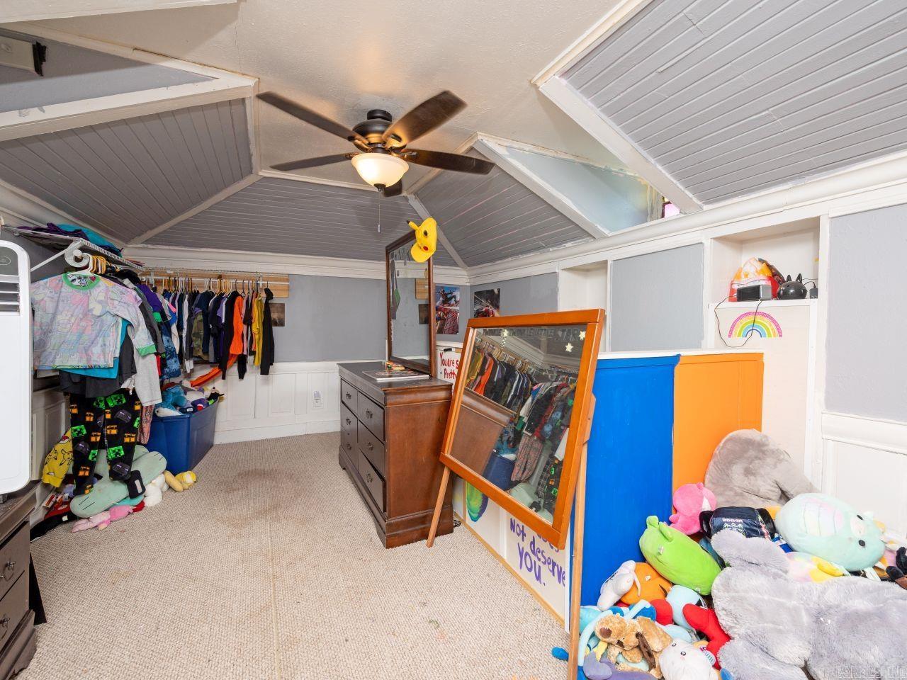 OT ENGLAND CITY - Residential