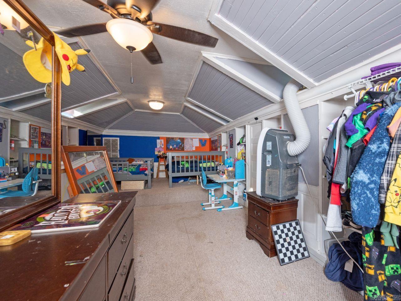 OT ENGLAND CITY - Residential