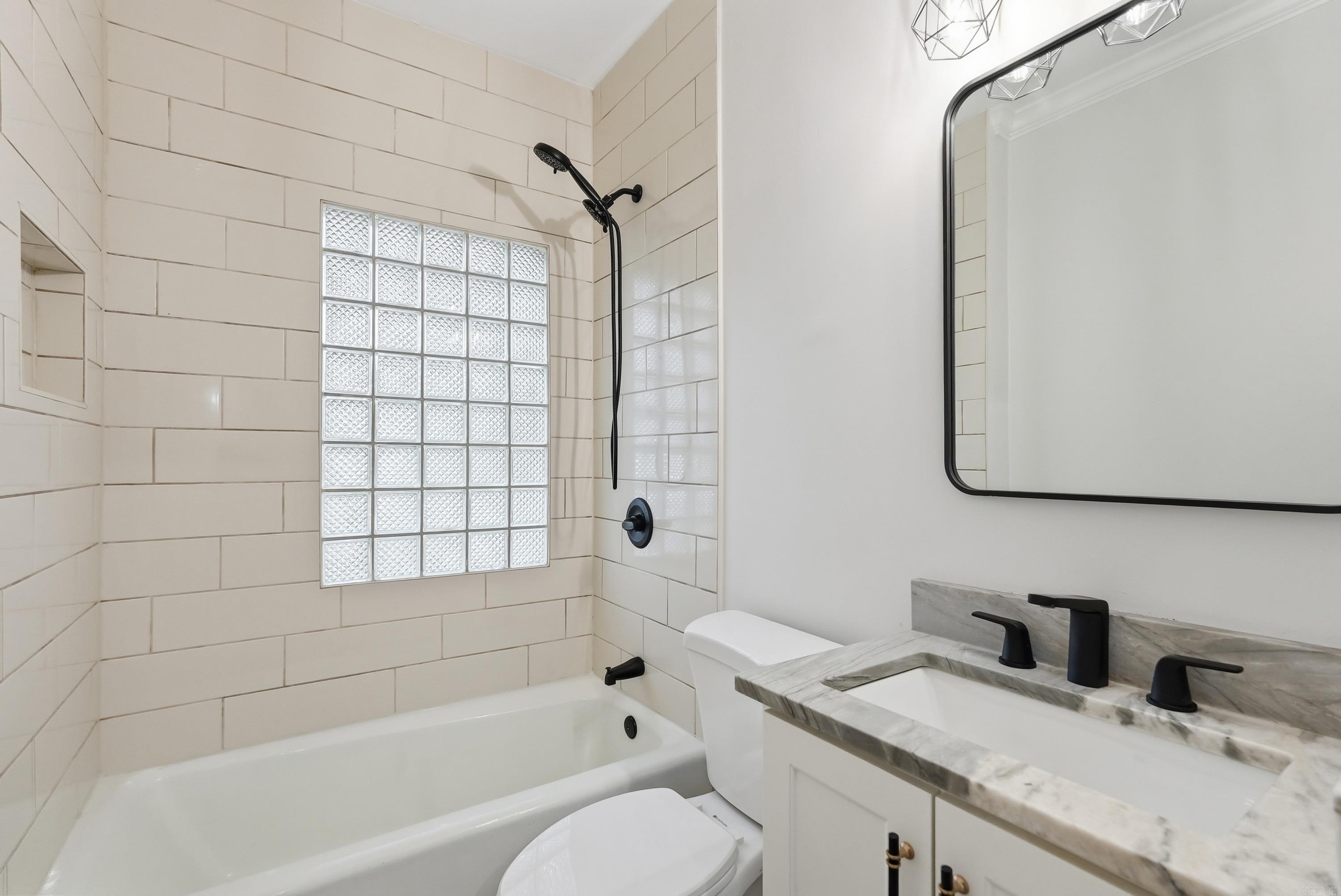 MIDLAND HILLS - Residential