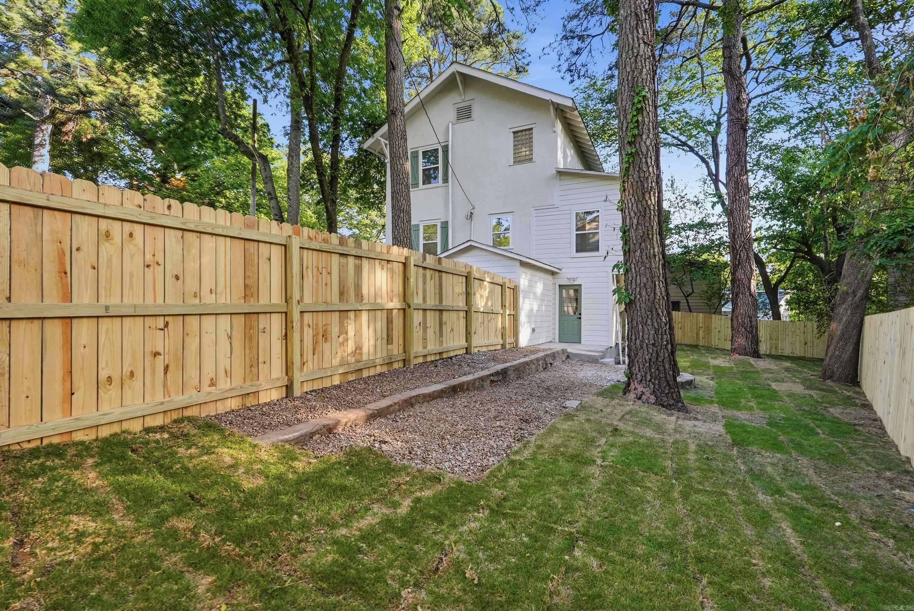 MIDLAND HILLS - Residential