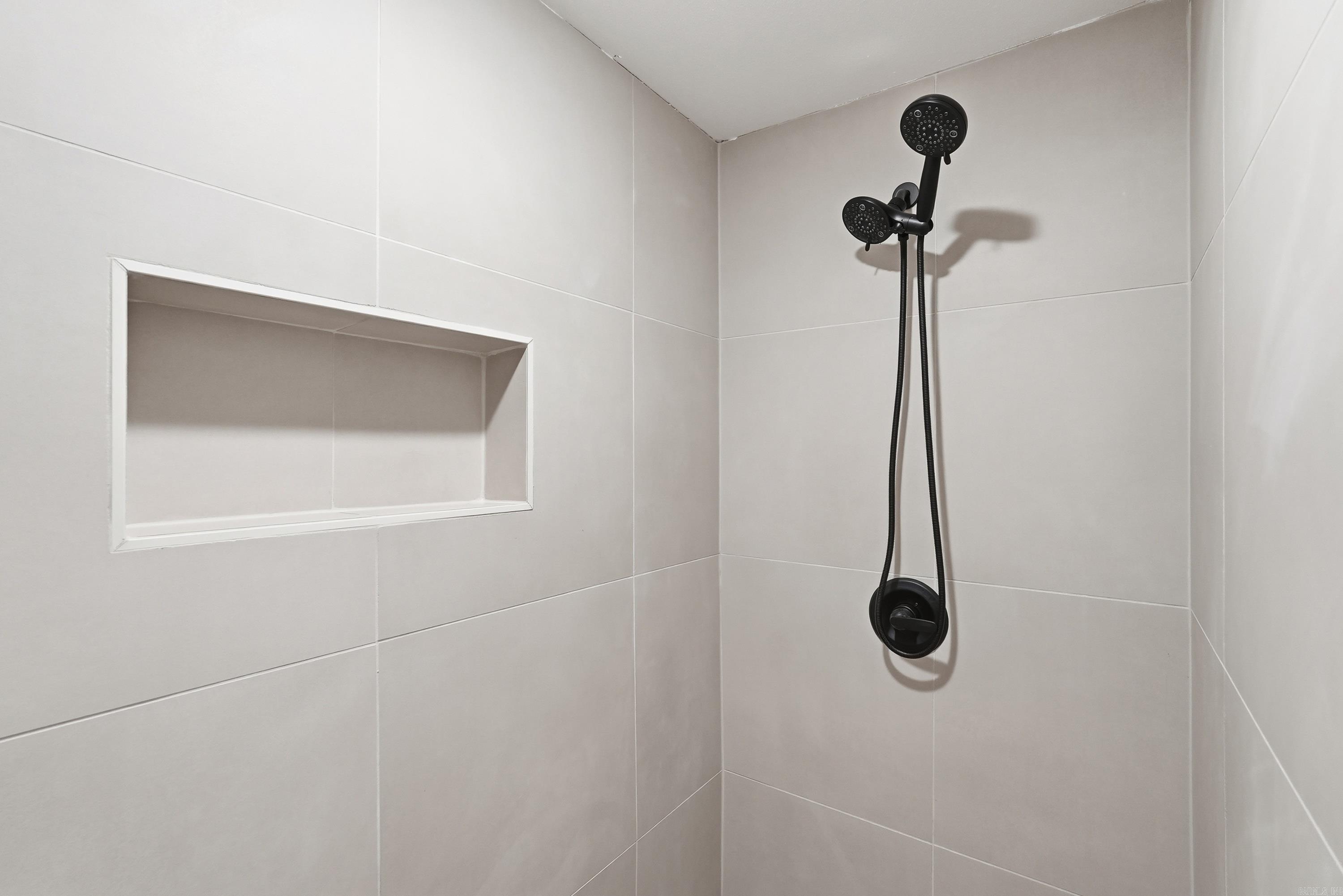 MIDLAND HILLS - Residential