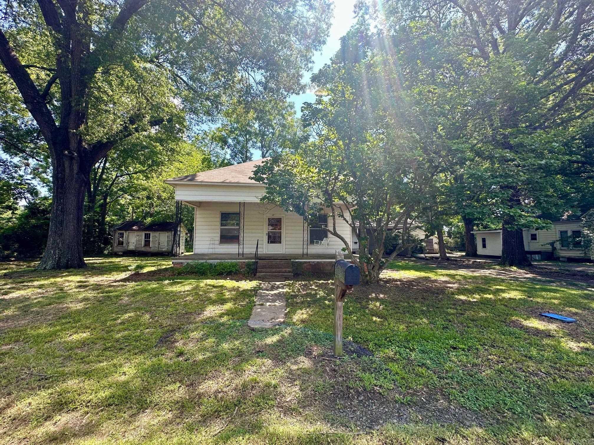 HOLFORD ADDN - Residential