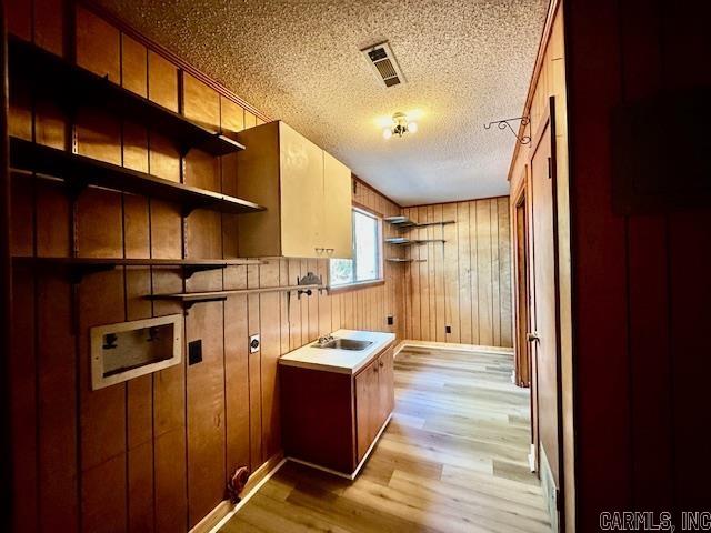 HOLFORD ADDN - Residential