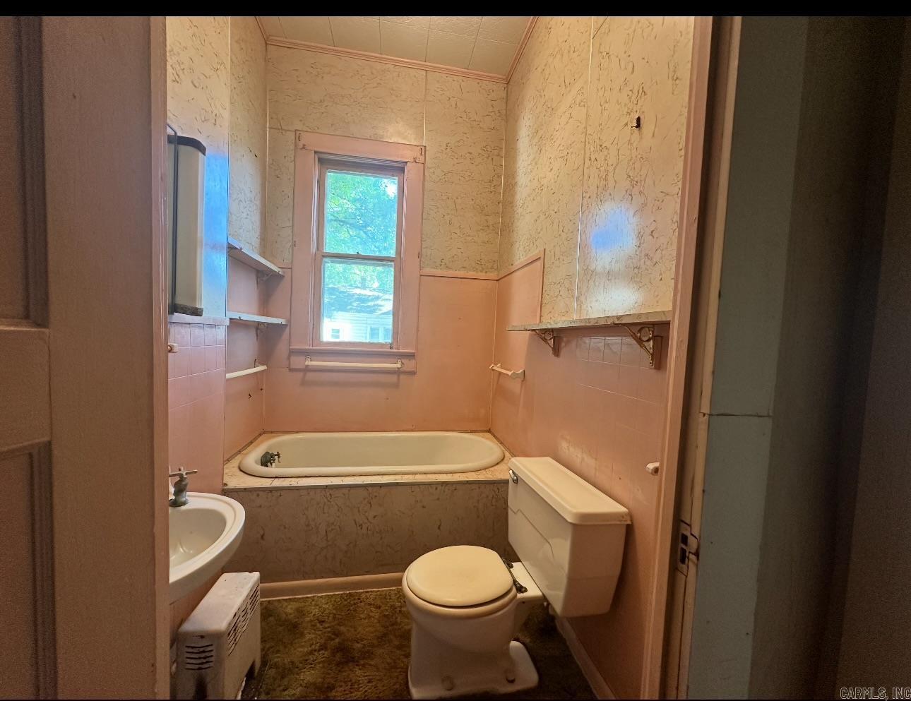 HOLFORD ADDN - Residential