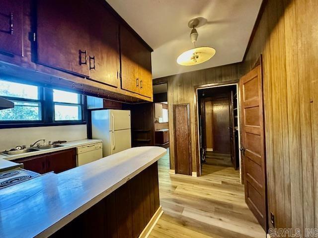 HOLFORD ADDN - Residential