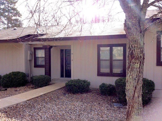 La Coruna Courts - Residential