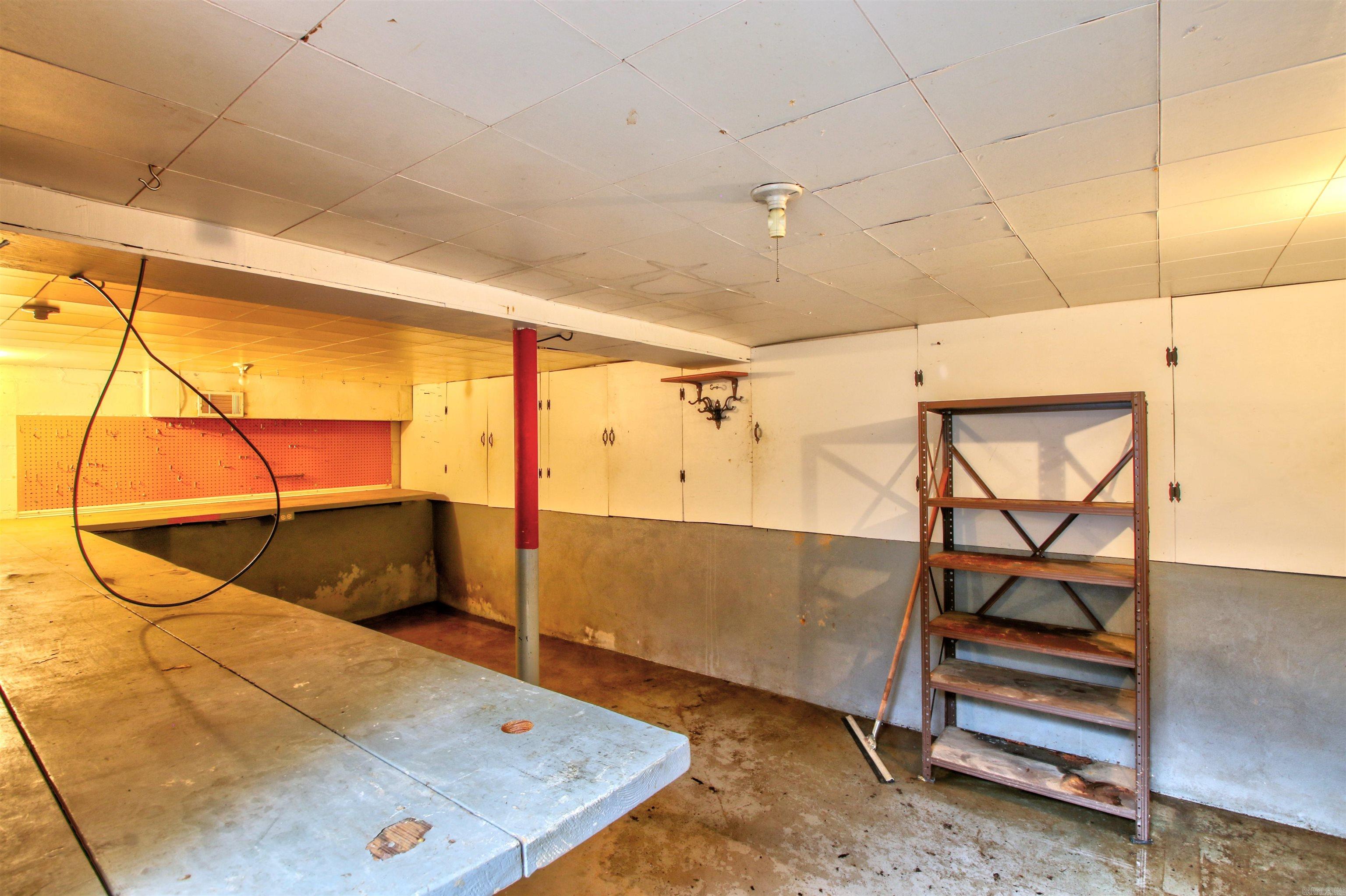 LAKEWOOD - Residential