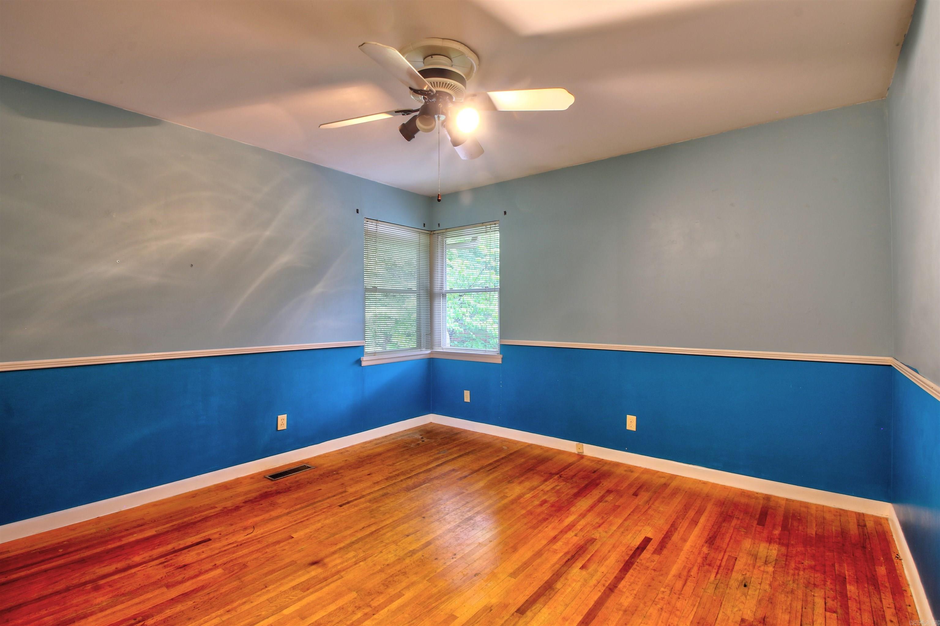 LAKEWOOD - Residential