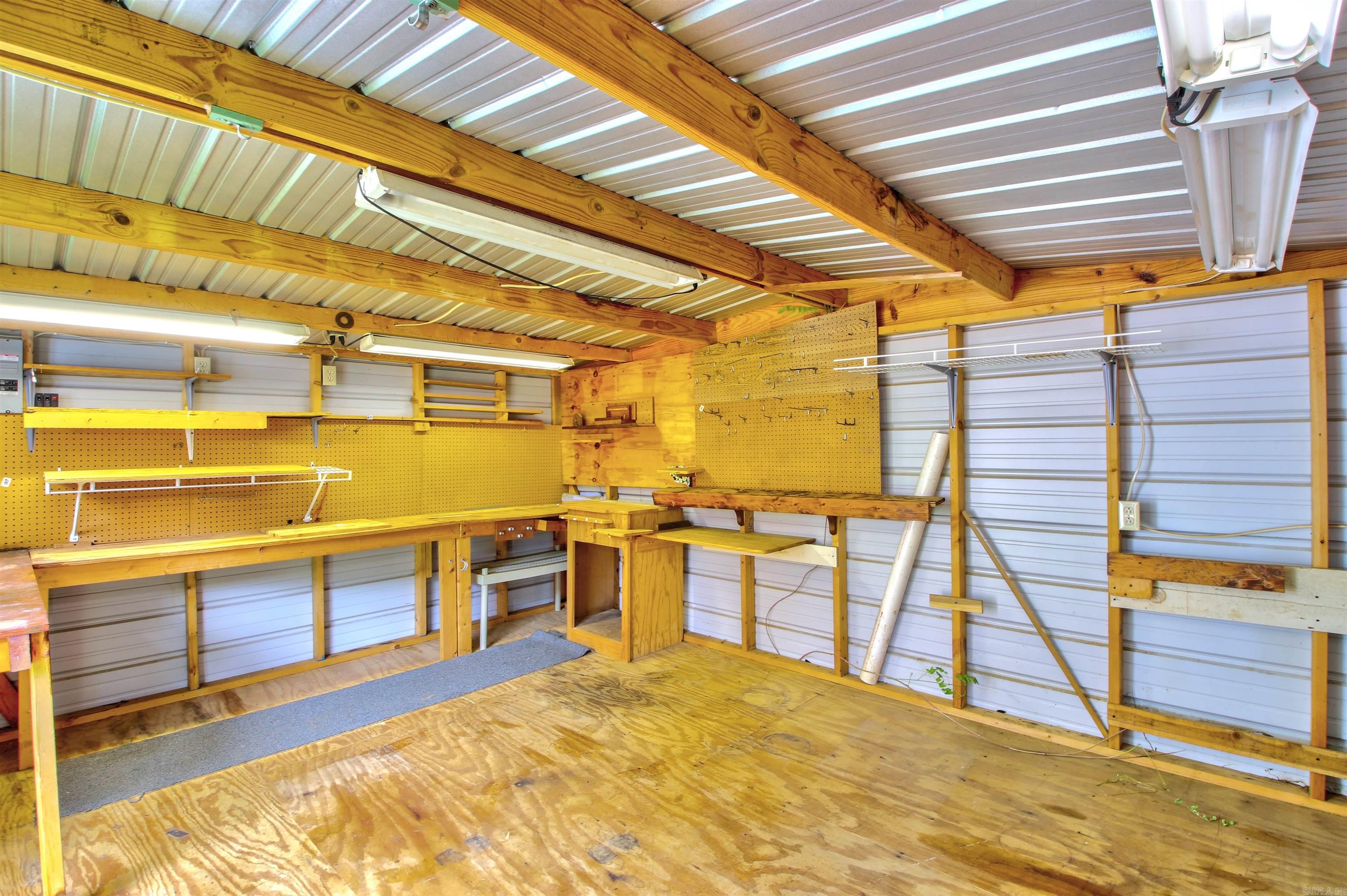 LAKEWOOD - Residential