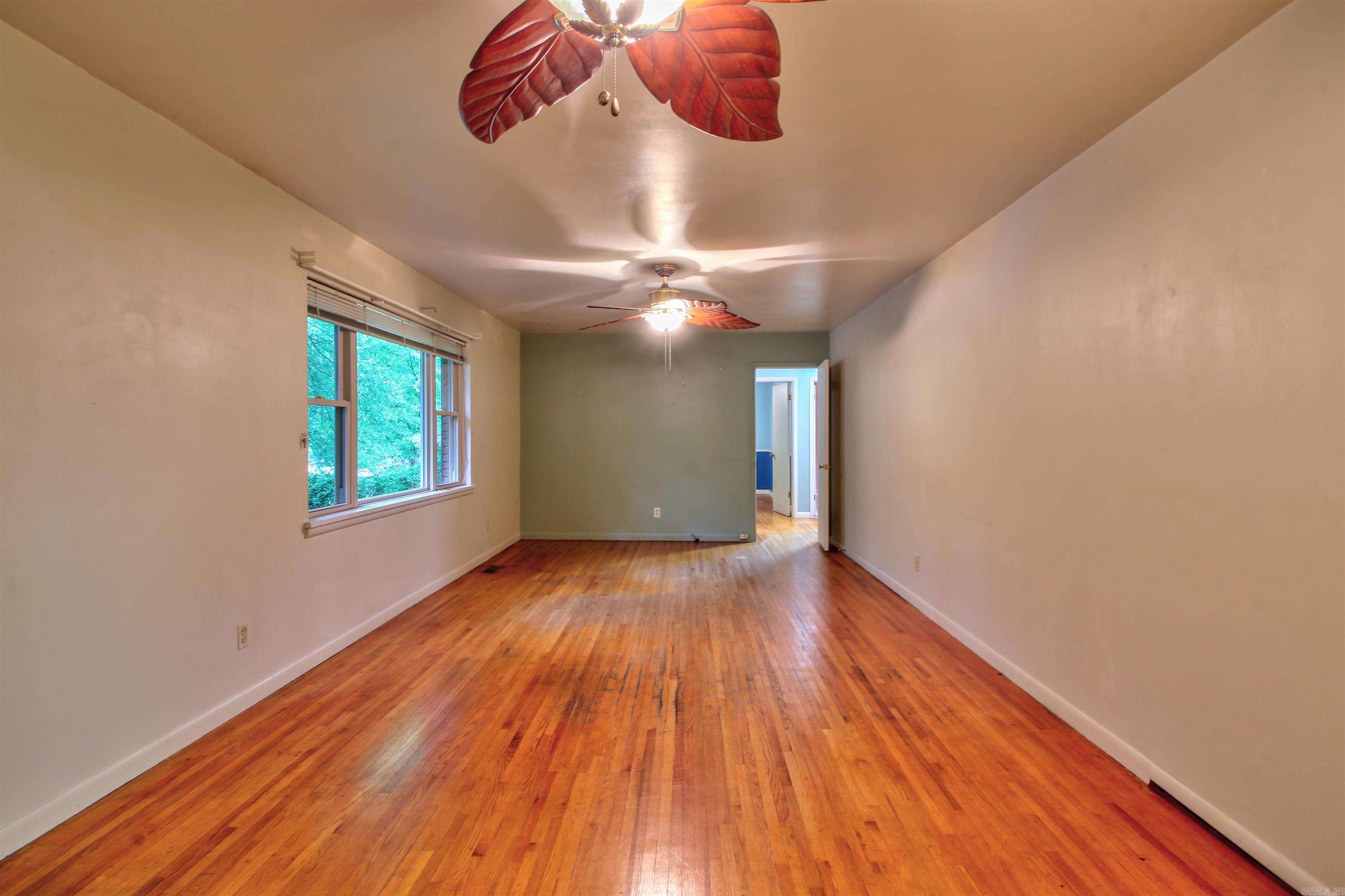 LAKEWOOD - Residential