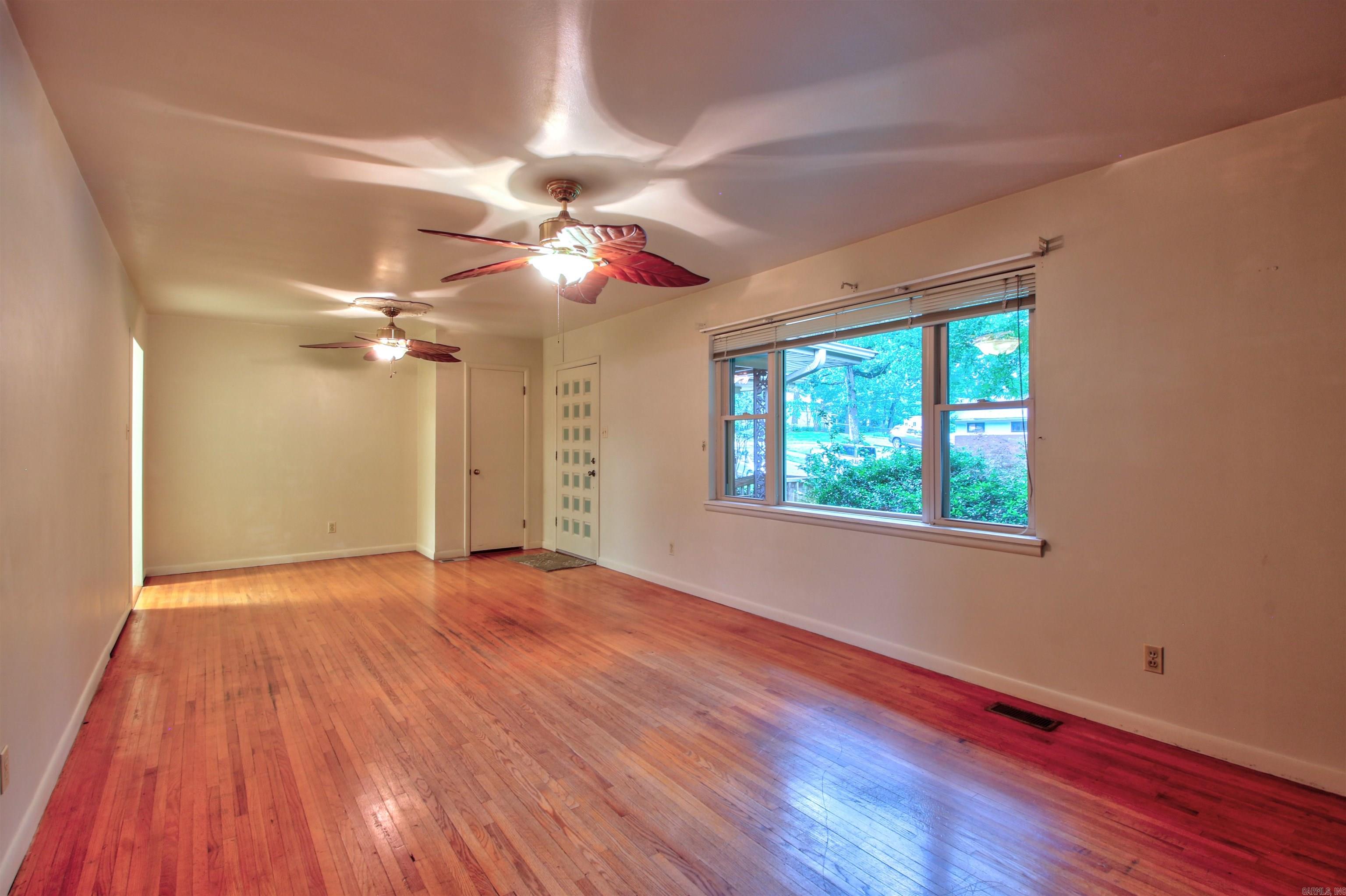 LAKEWOOD - Residential