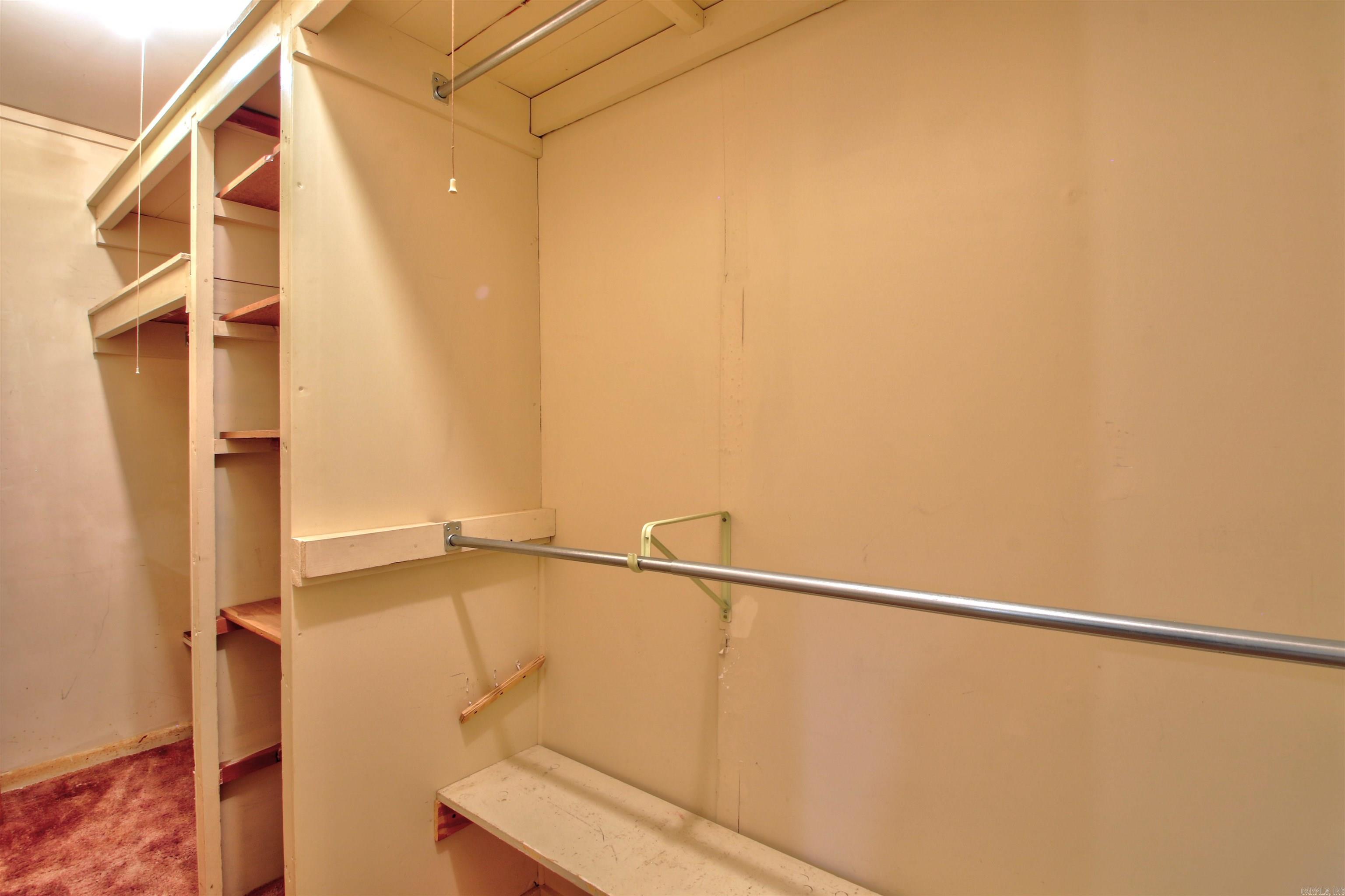 LAKEWOOD - Residential