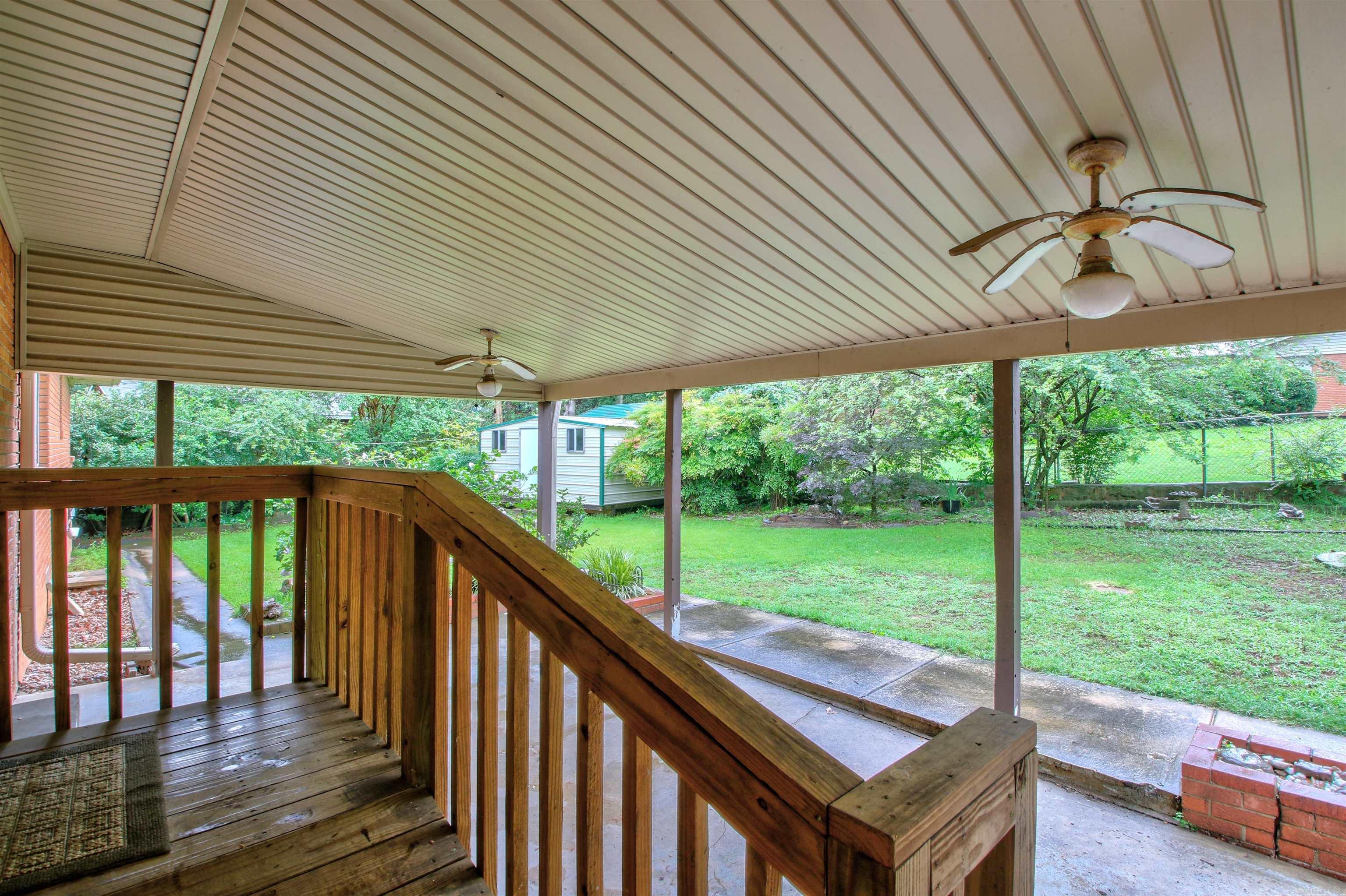 LAKEWOOD - Residential