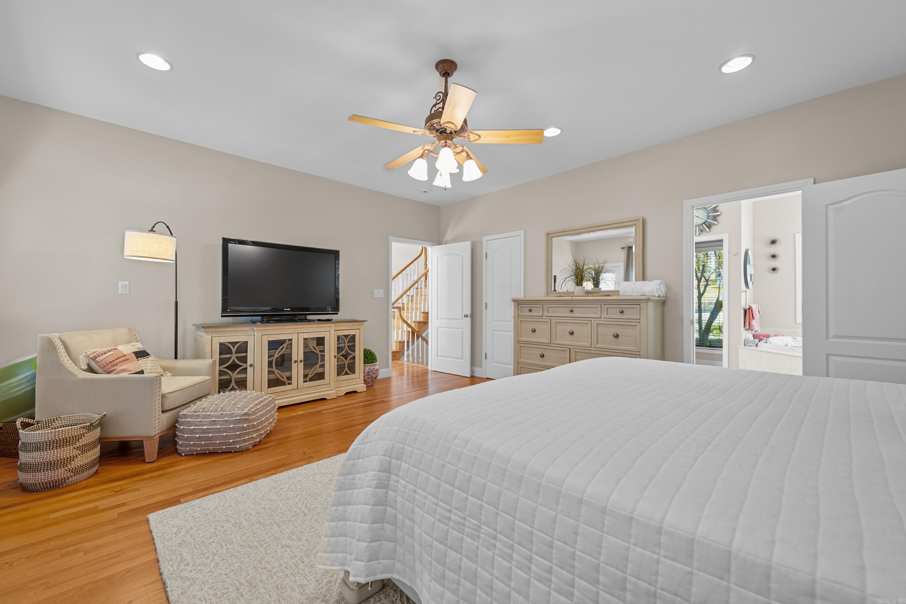 BELMONT ACRES - LAKE - Residential