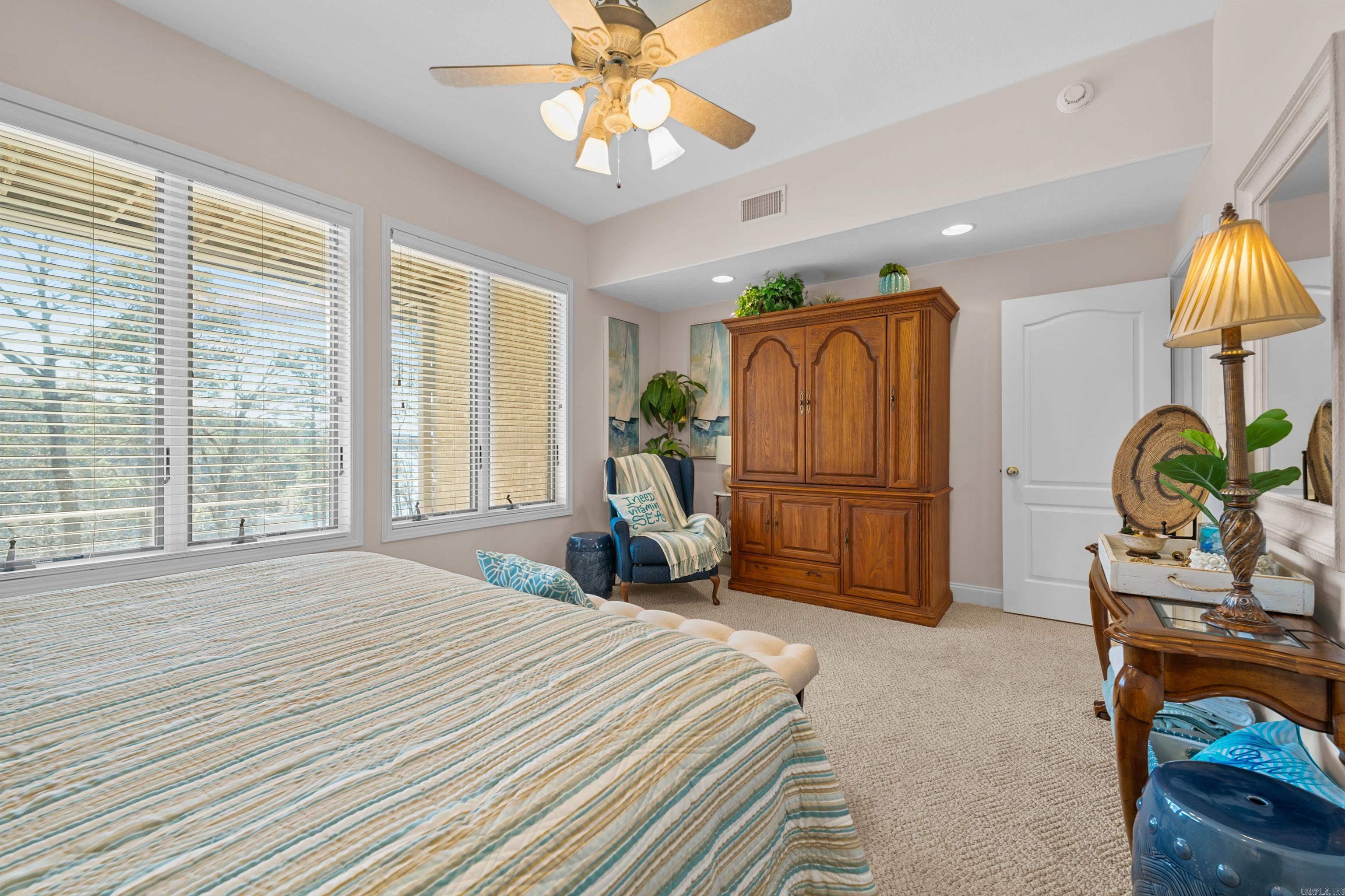 BELMONT ACRES - LAKE - Residential