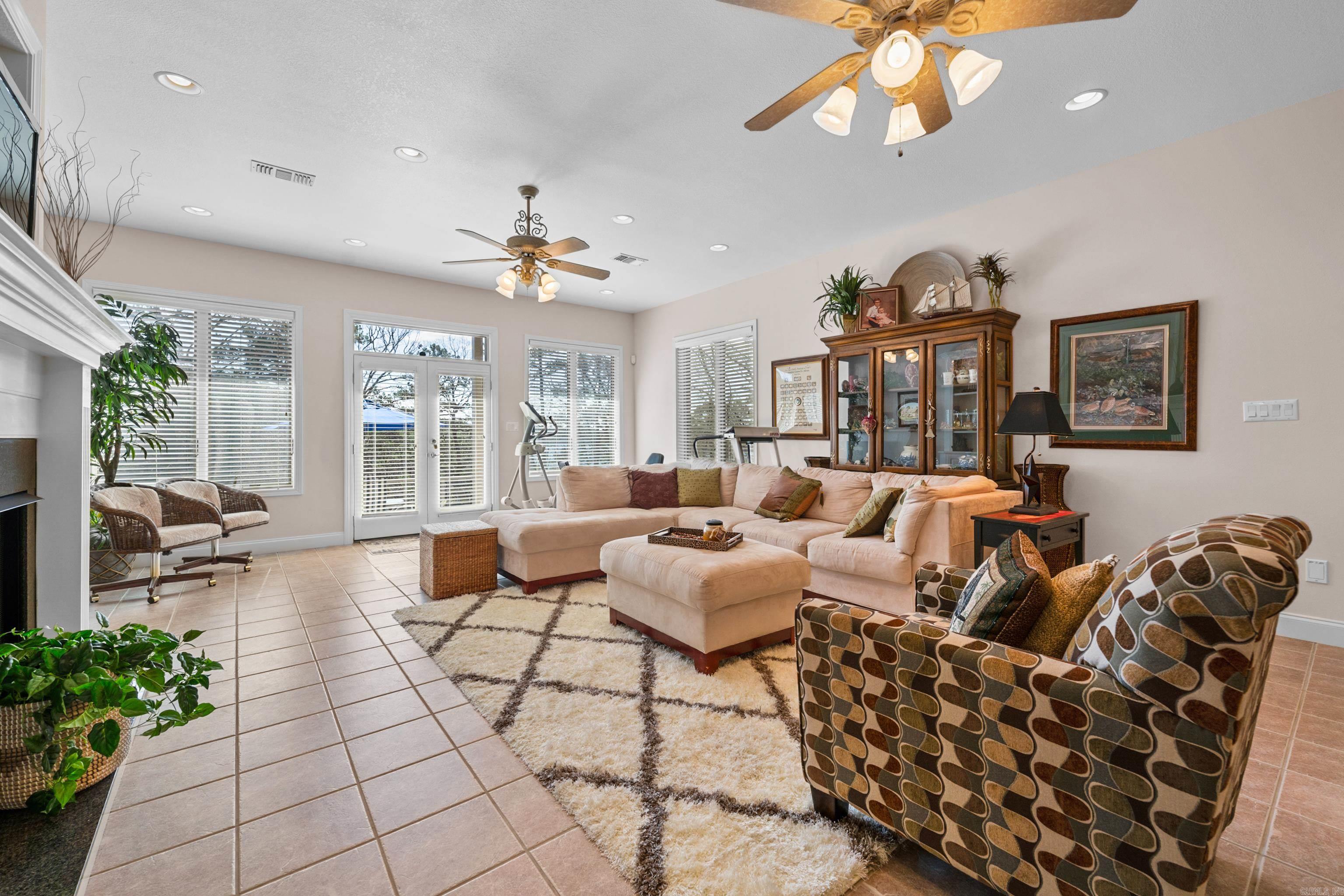 BELMONT ACRES - LAKE - Residential