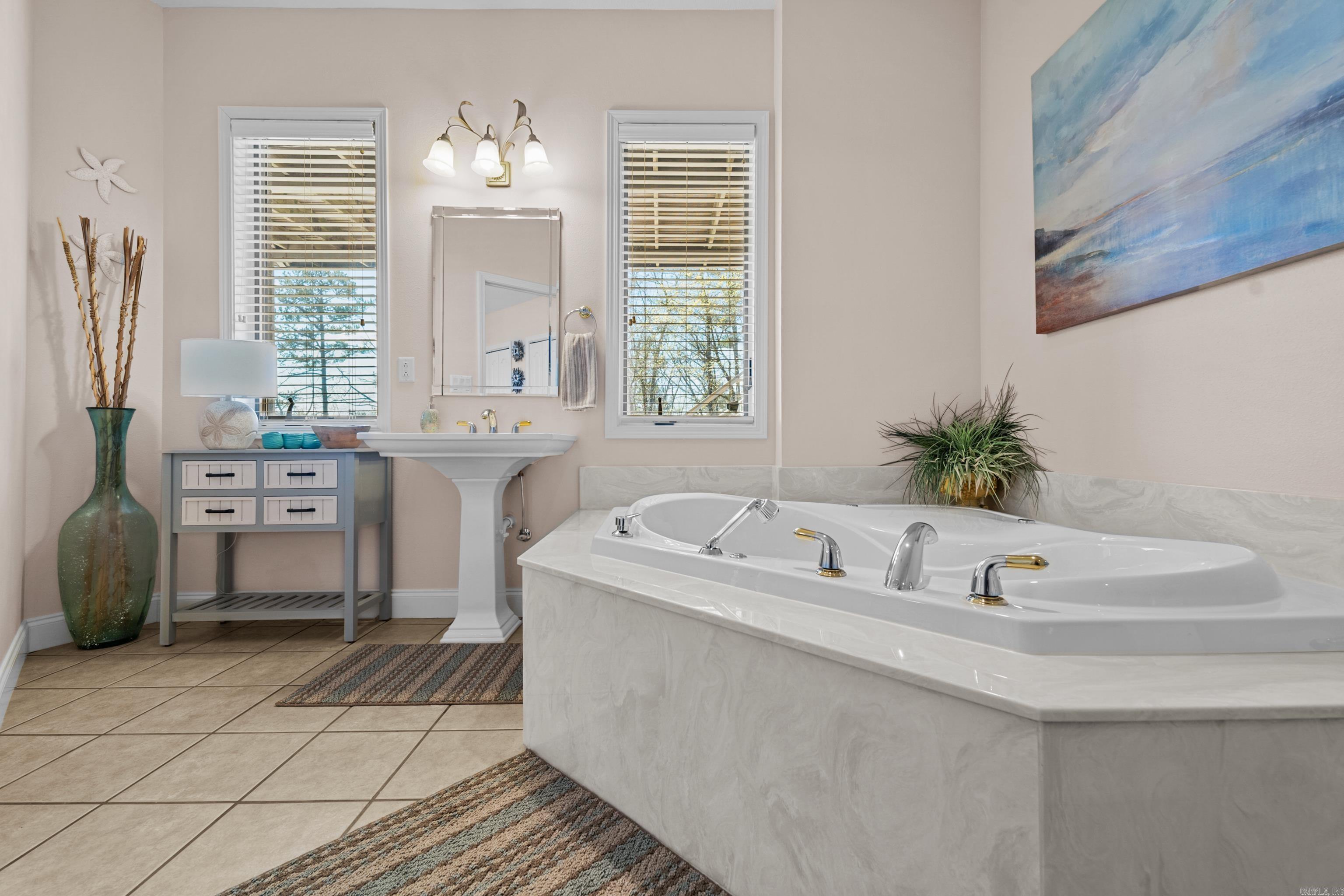 BELMONT ACRES - LAKE - Residential