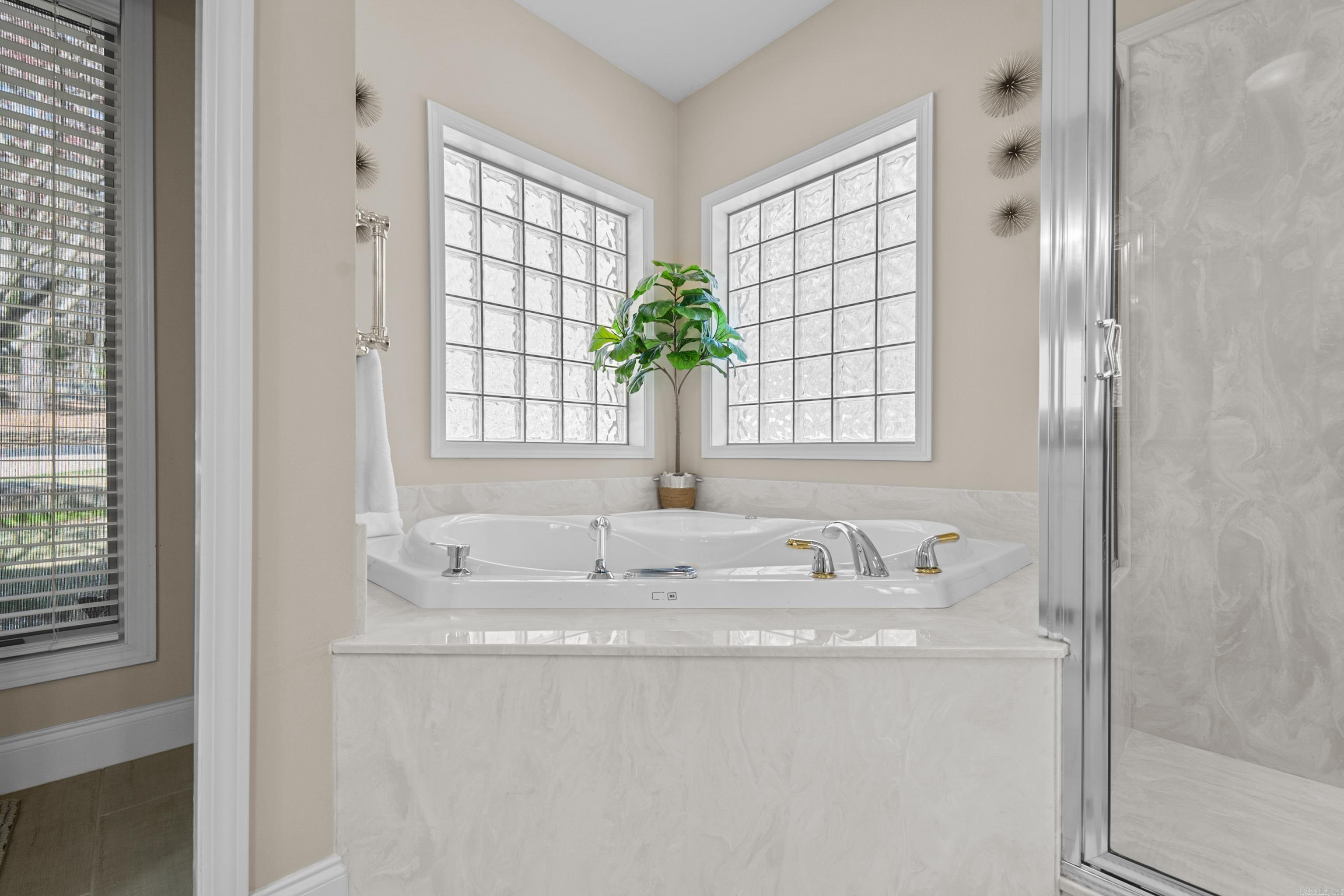 BELMONT ACRES - LAKE - Residential