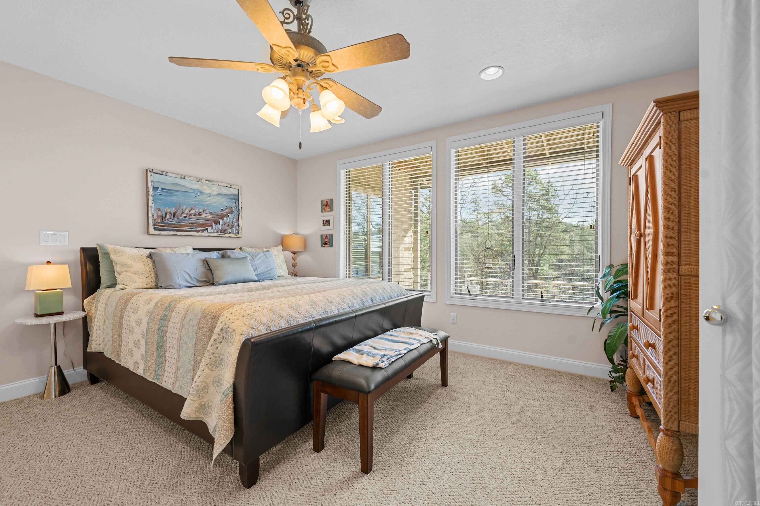 BELMONT ACRES - LAKE - Residential