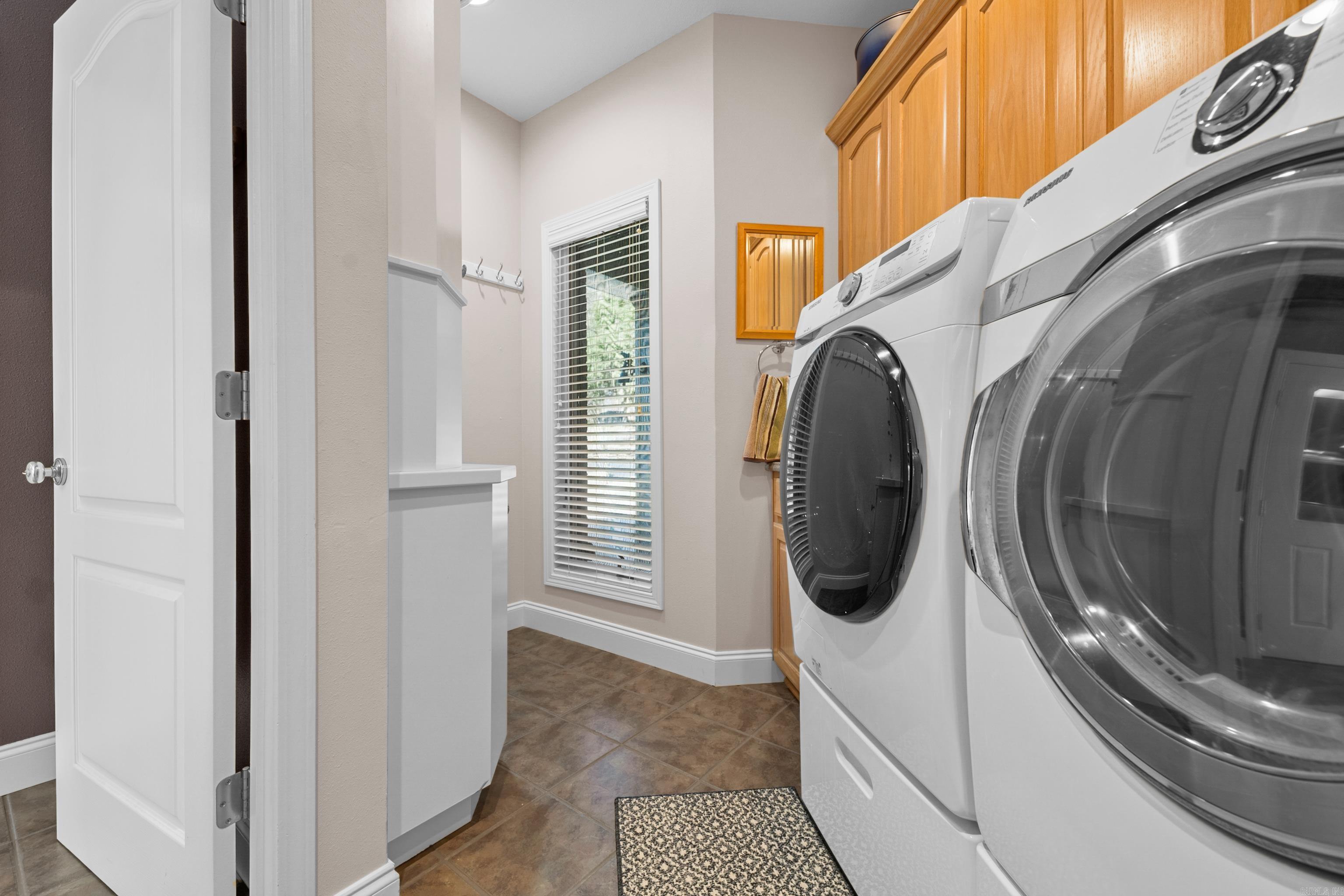 BELMONT ACRES - LAKE - Residential