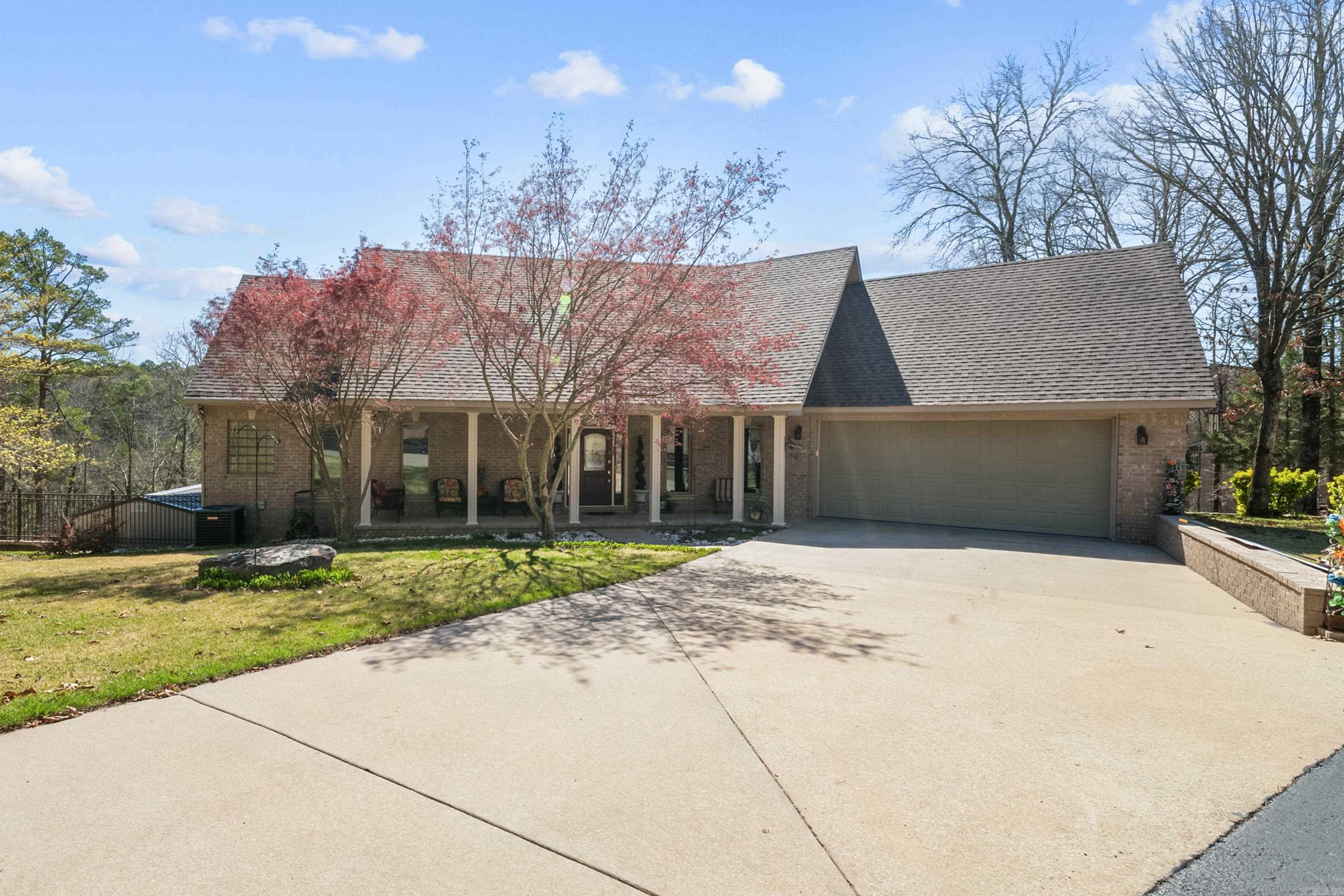 BELMONT ACRES - LAKE - Residential