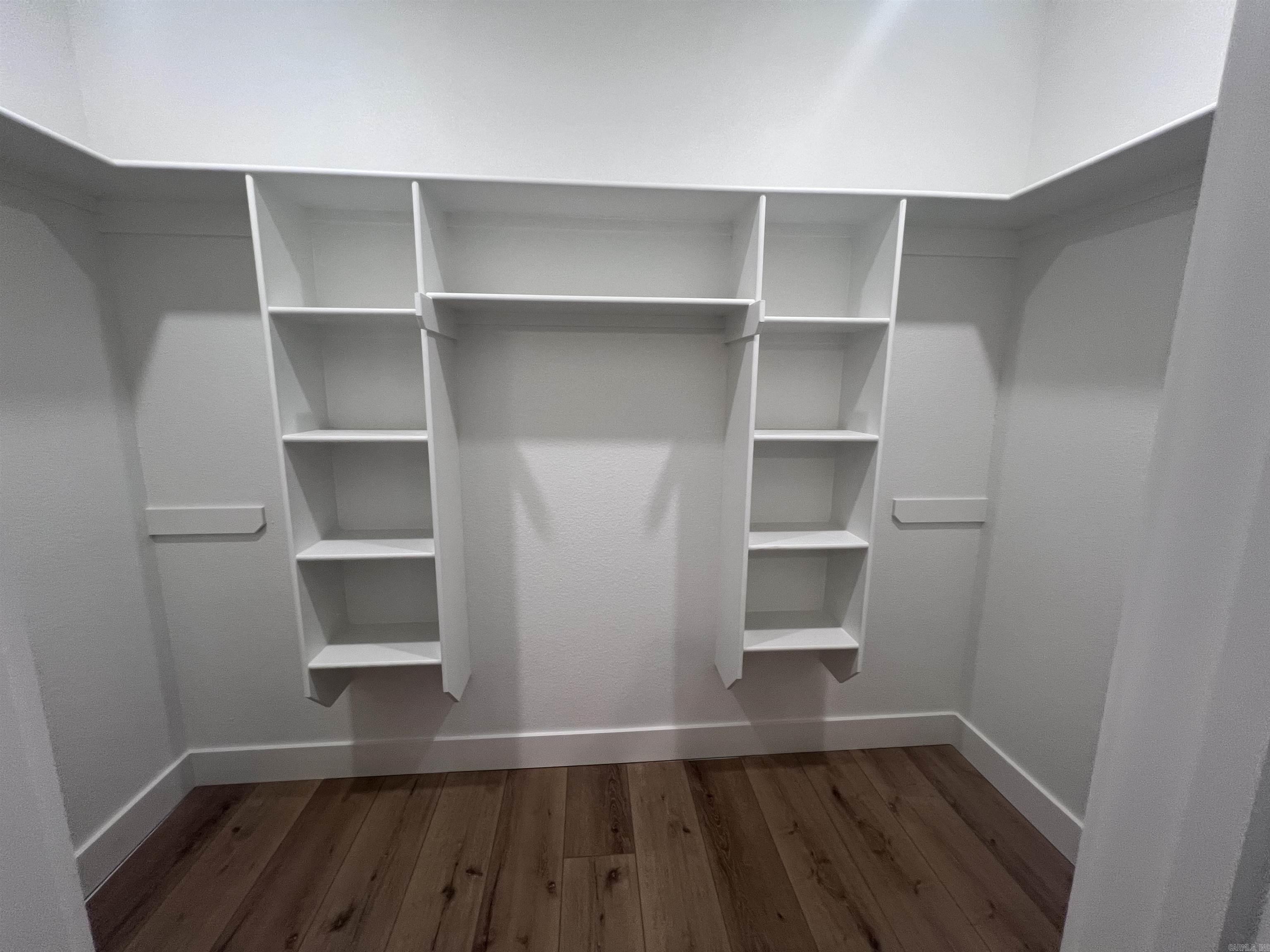 Hawks Point - Residential