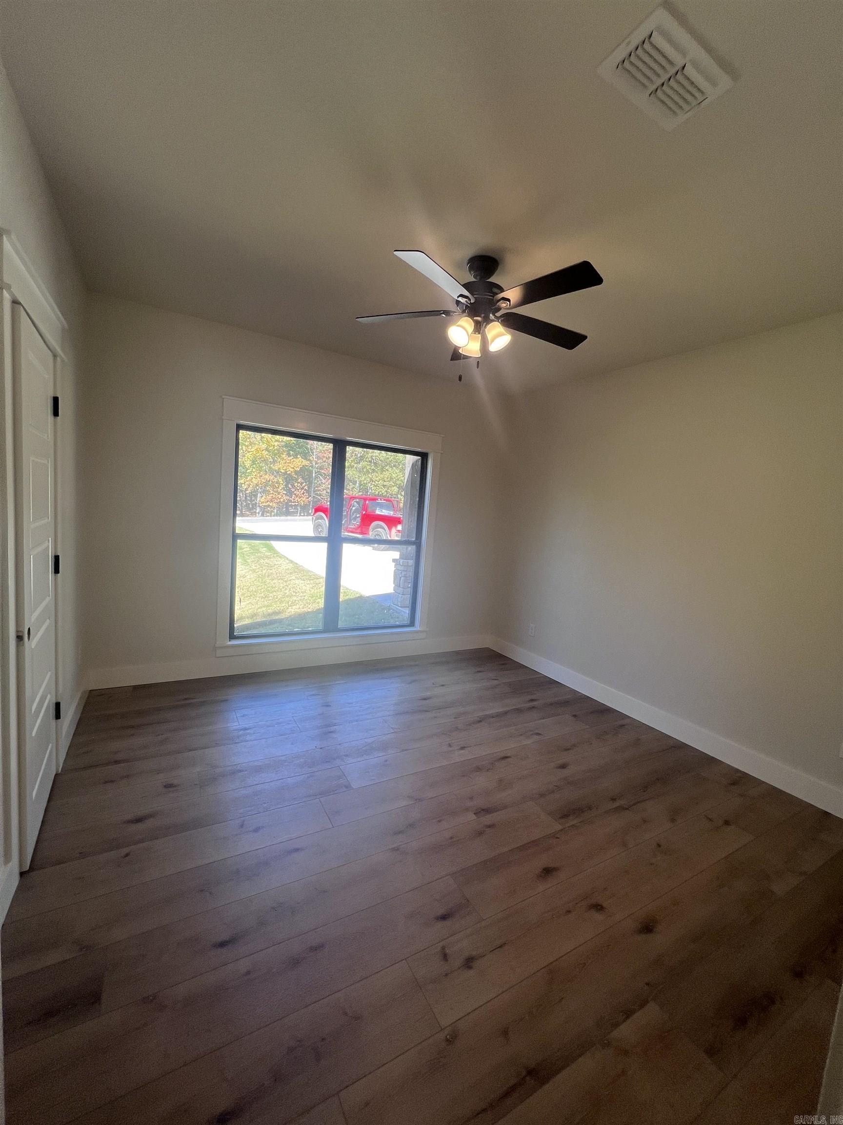 Hawks Point - Residential