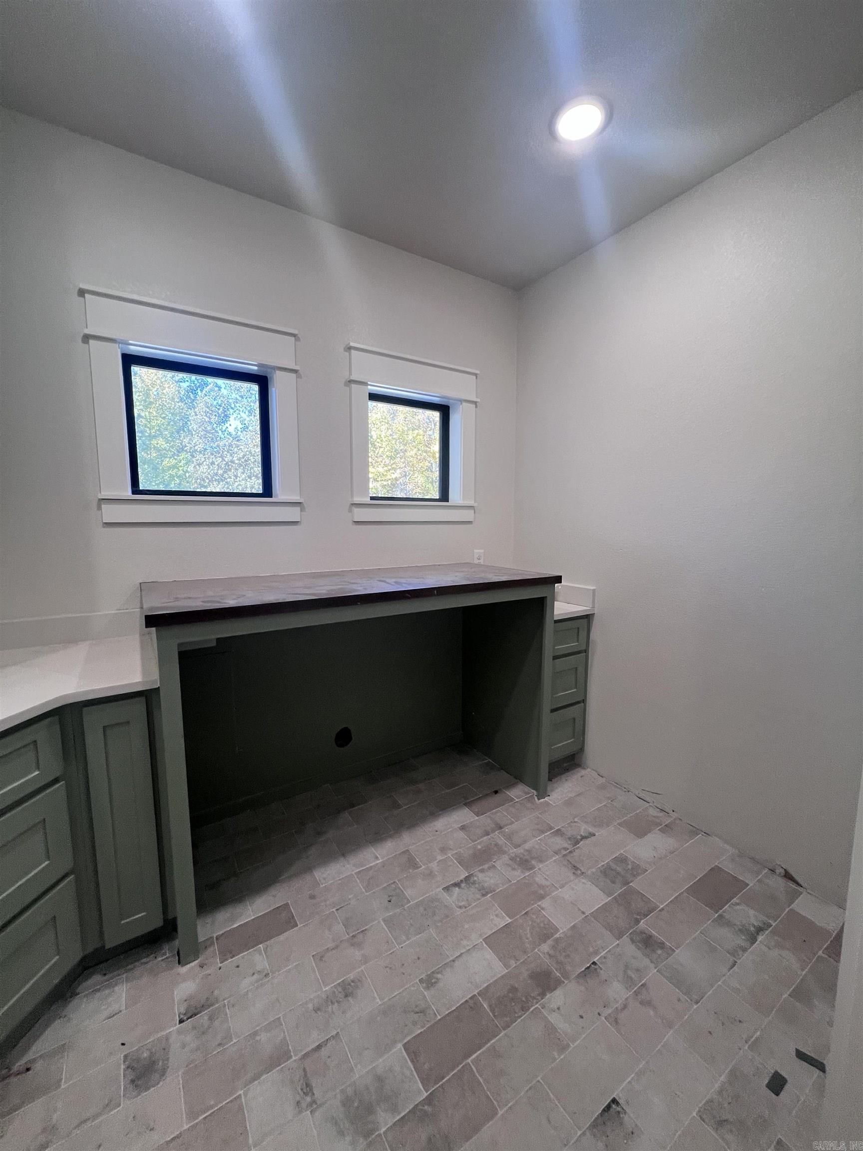 Hawks Point - Residential