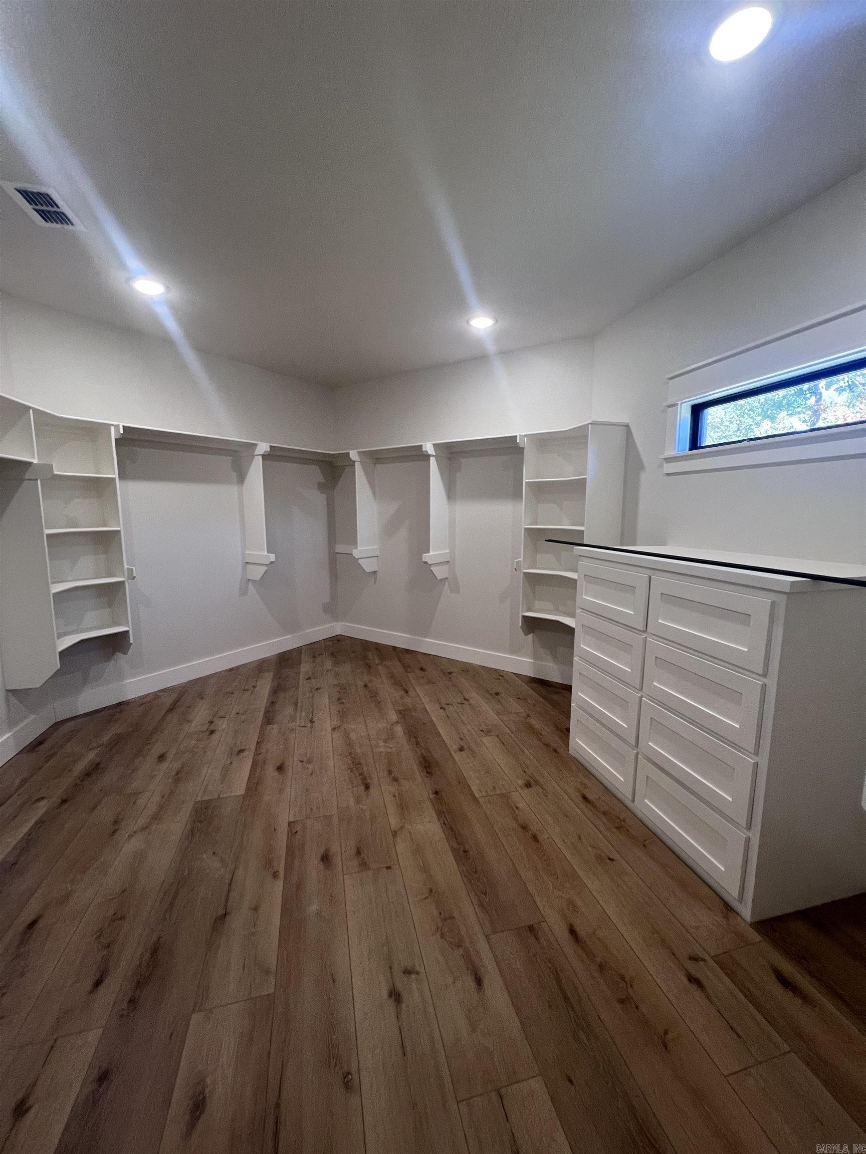 Hawks Point - Residential