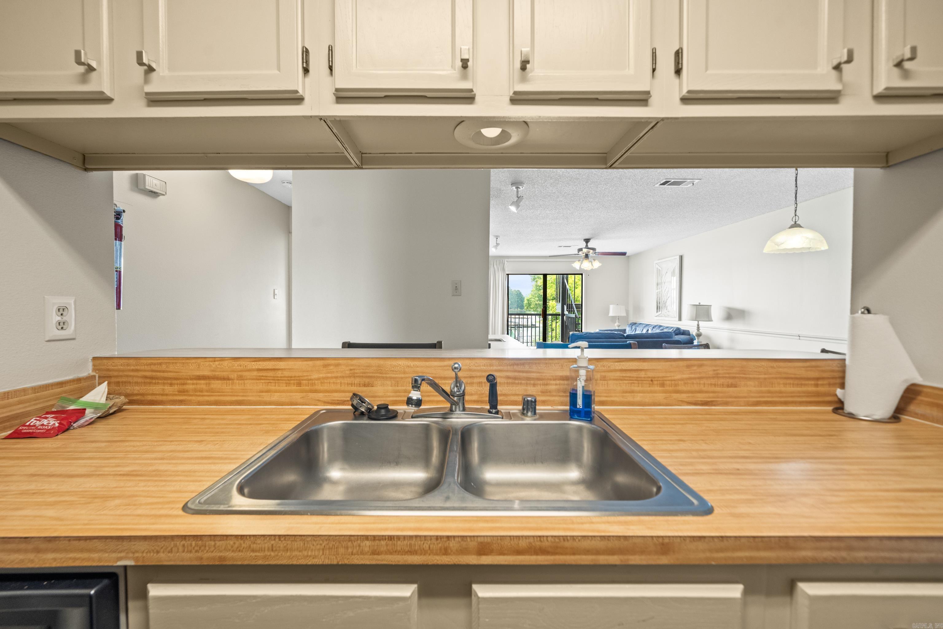 EMERALD ISLE HPR - Residential