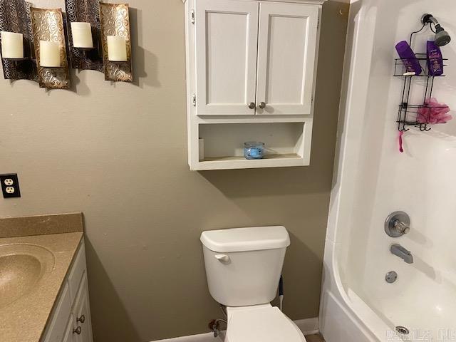 ROLLING HILLS ESTATES - Residential