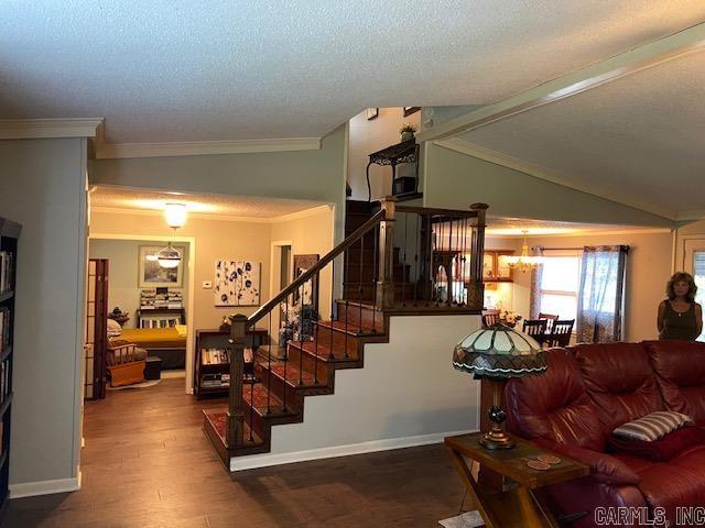 ROLLING HILLS ESTATES - Residential