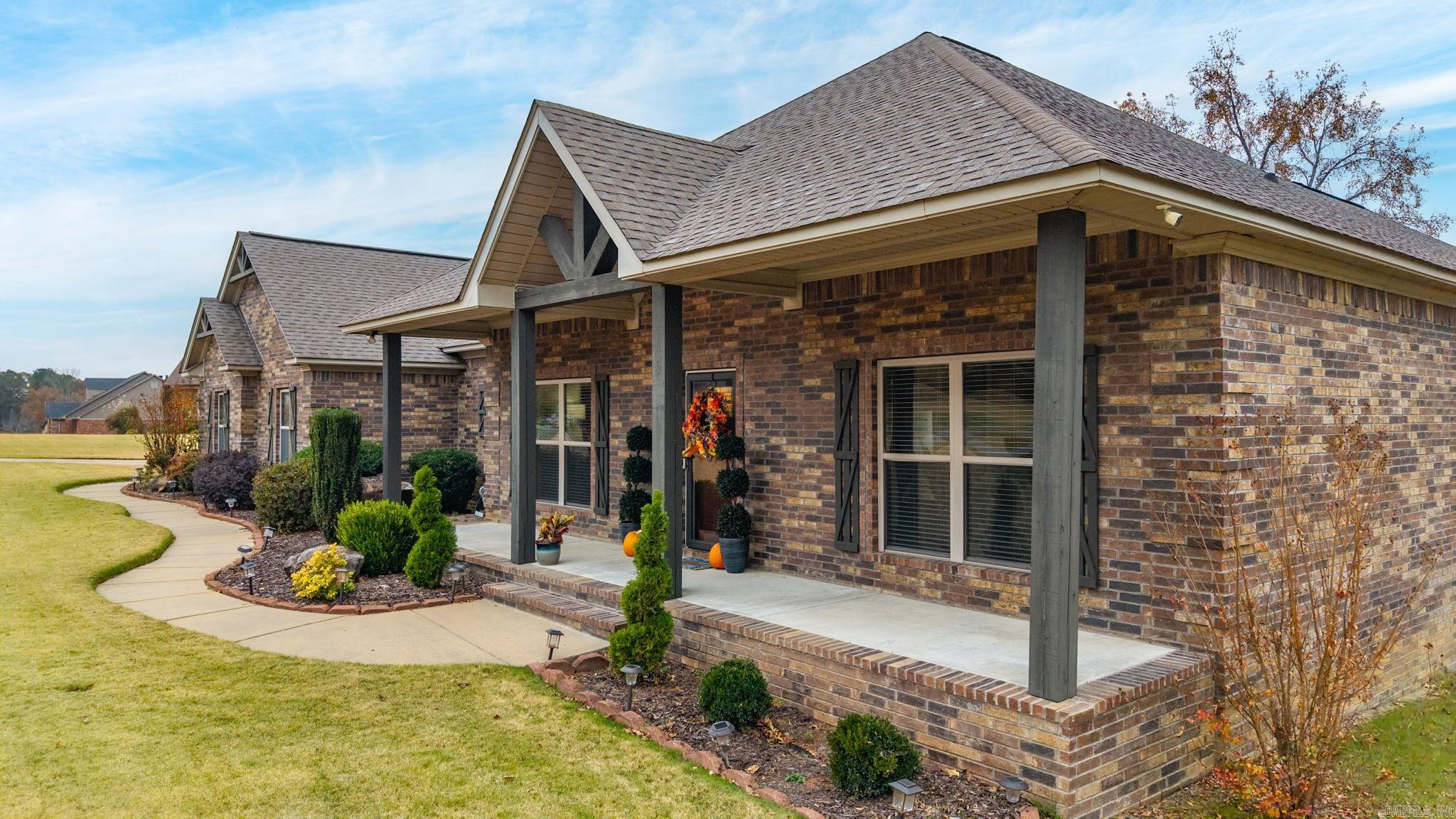 SPRINGHILL VALLEY ESTATES - Residential