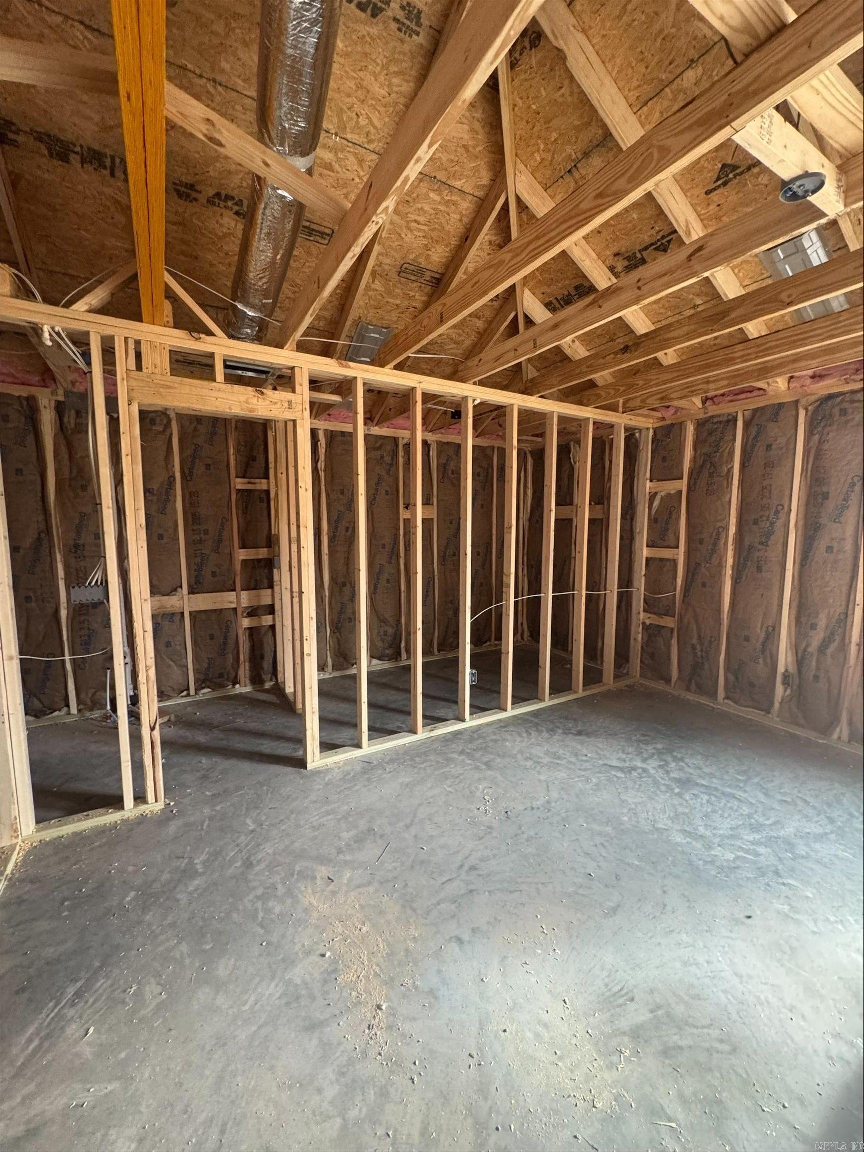 DEERFIELD ESTATES - Residential