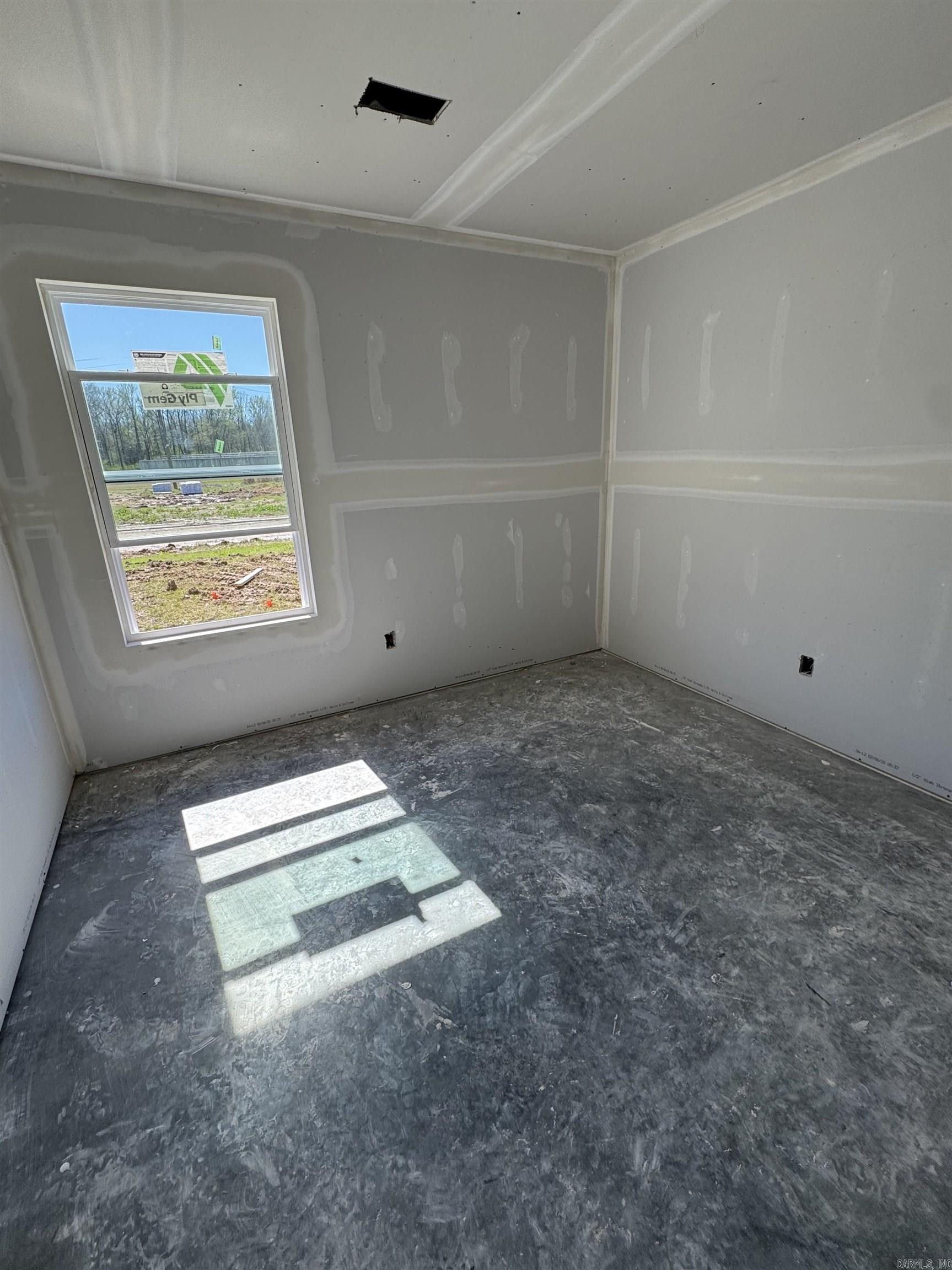 DEERFIELD ESTATES - Residential