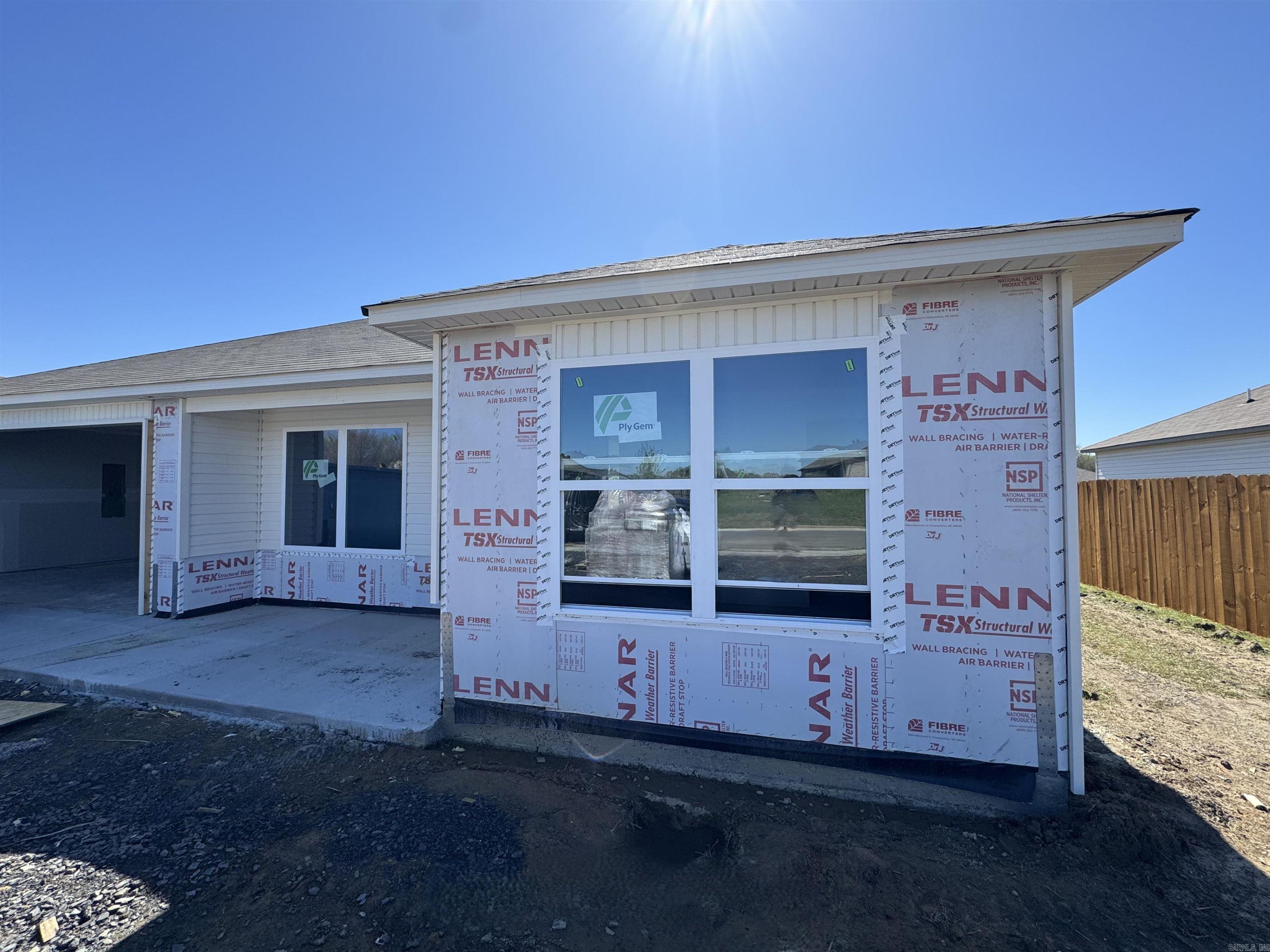 DEERFIELD ESTATES - Residential